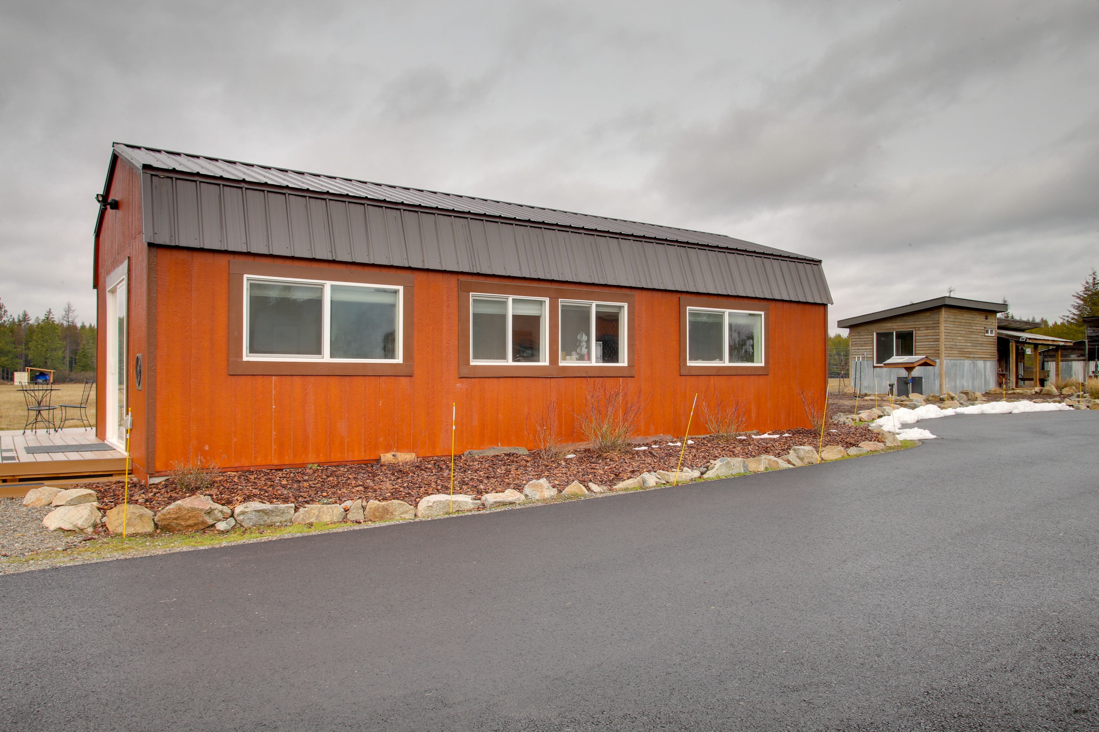 Parking | Gravel Driveway (2 Vehicles) | Boat/Trailer