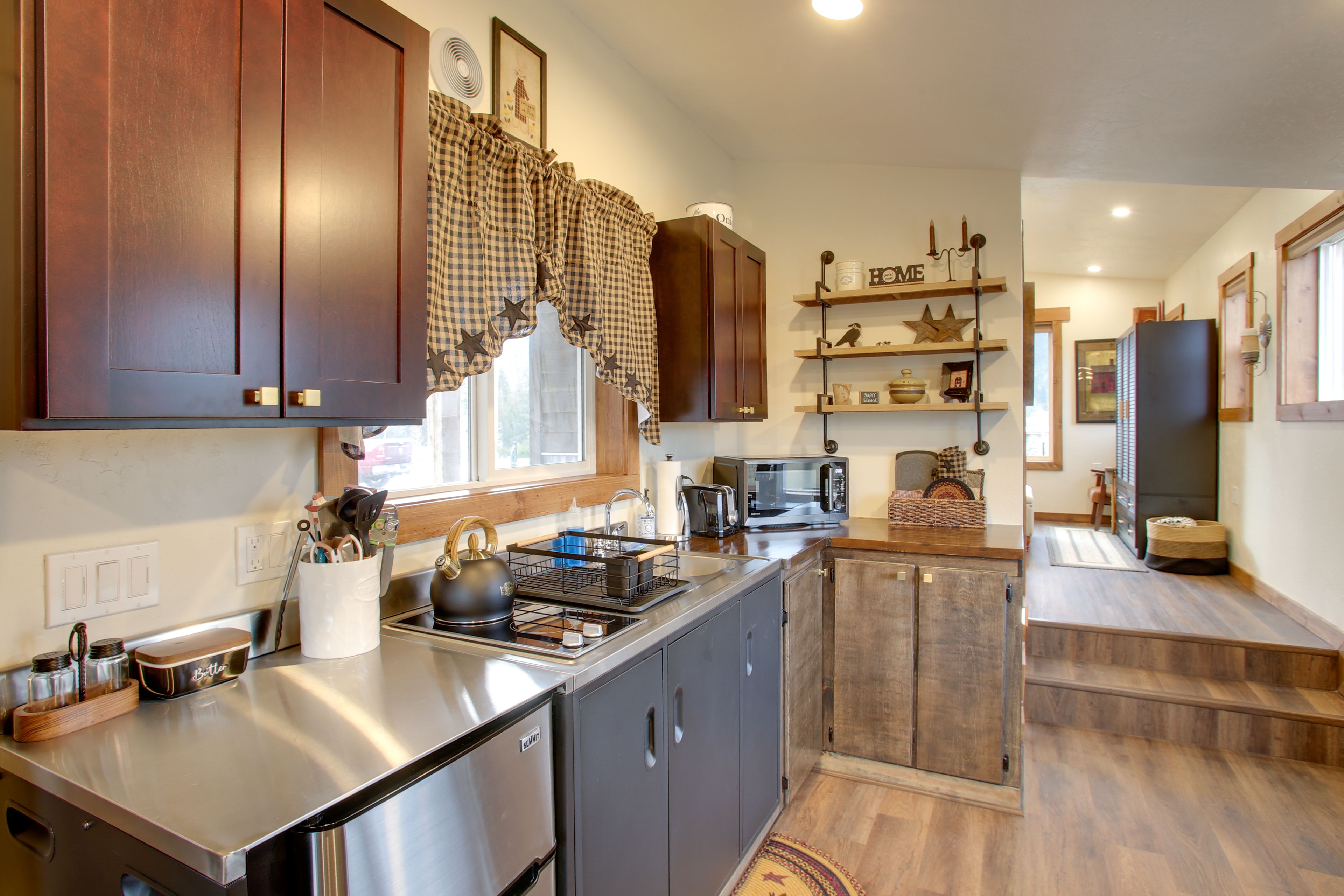 Kitchen | Drip & Keurig Coffee Makers