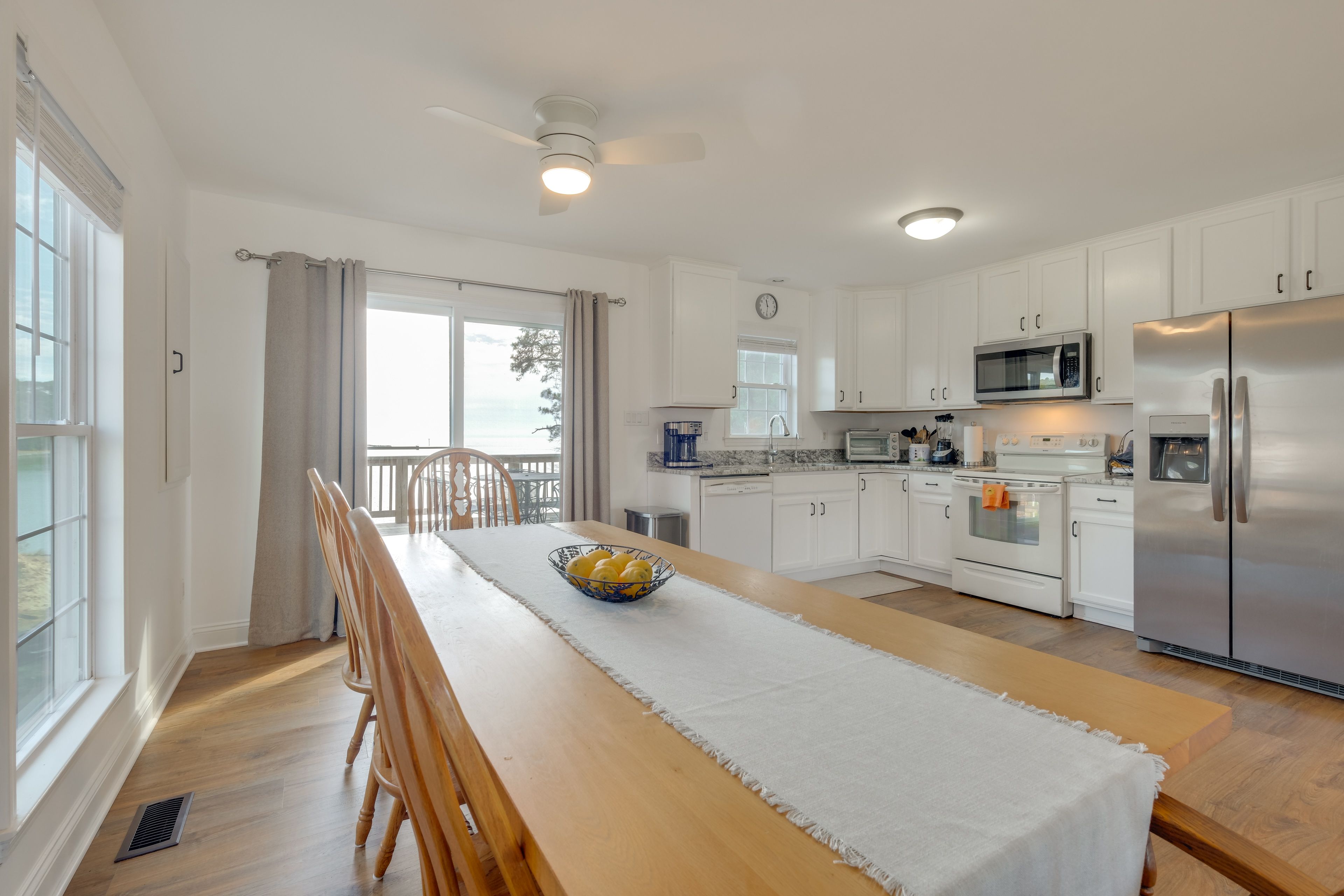 Dining Table | Main Floor