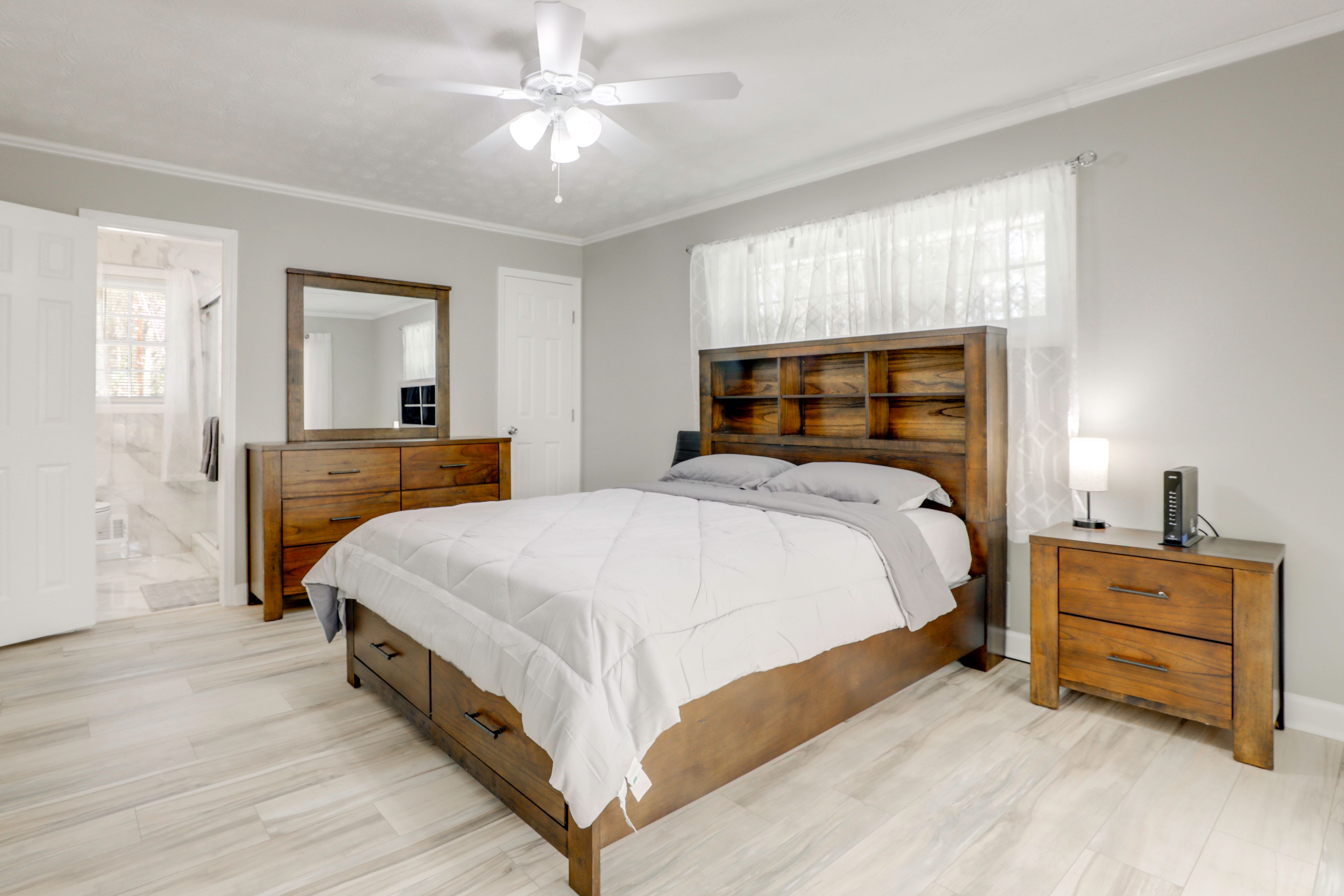 Bedroom 2 | Queen Bed | Main Level