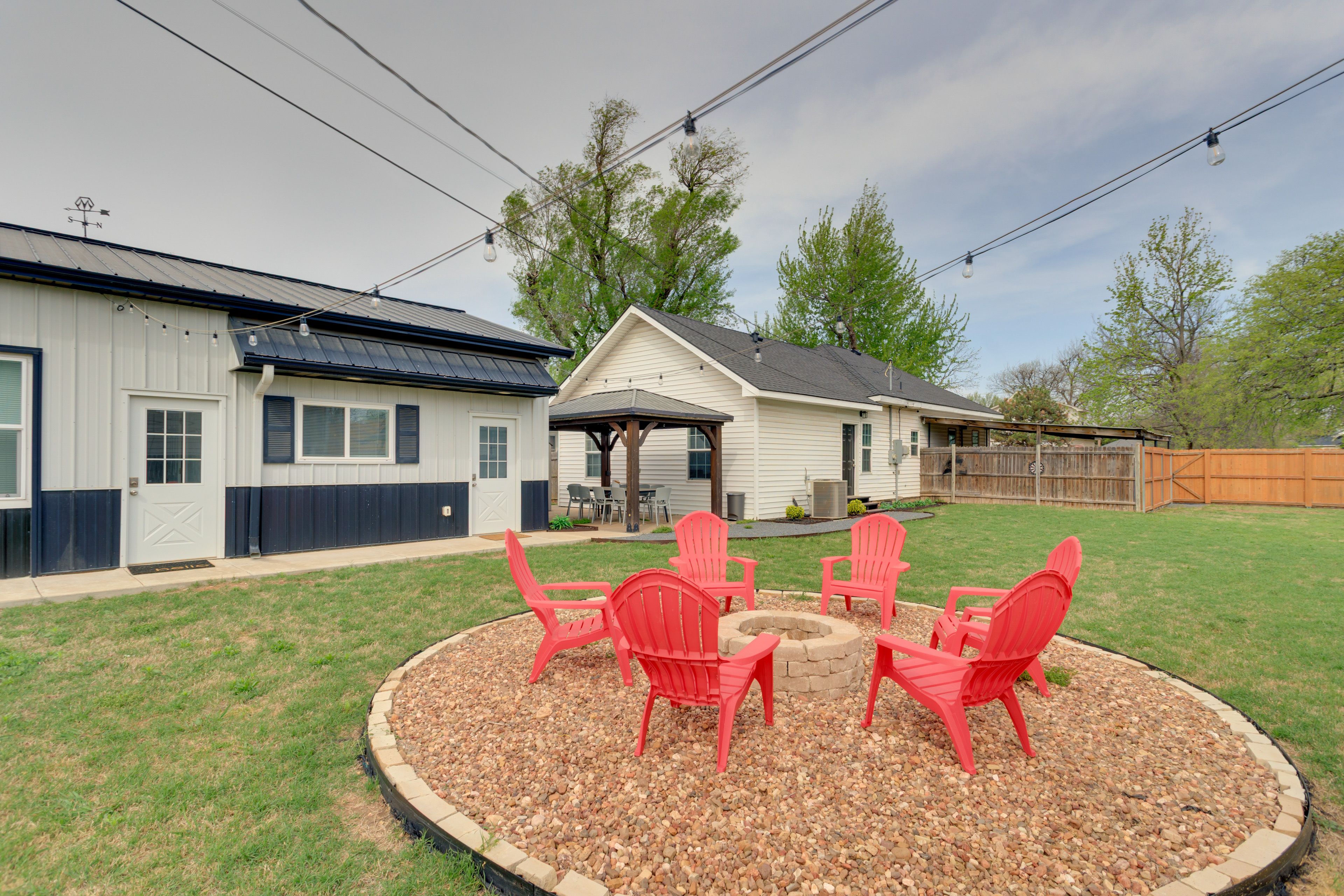 Norman Vacation Rental | 5BR | 4BA | 2,200 Sq Ft | 3 Steps for Access