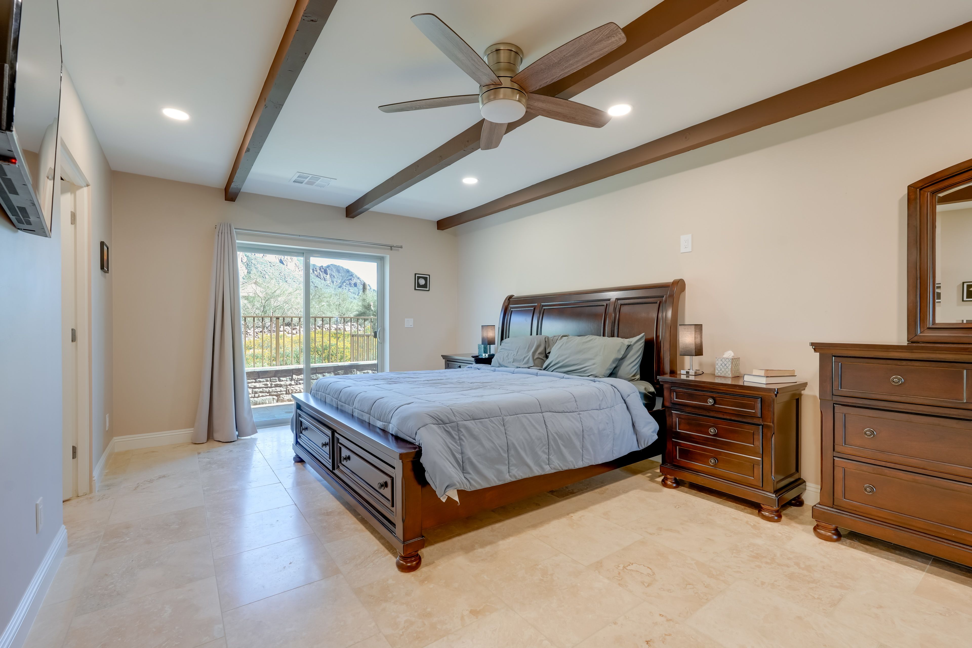 Bedroom 2 | King Bed