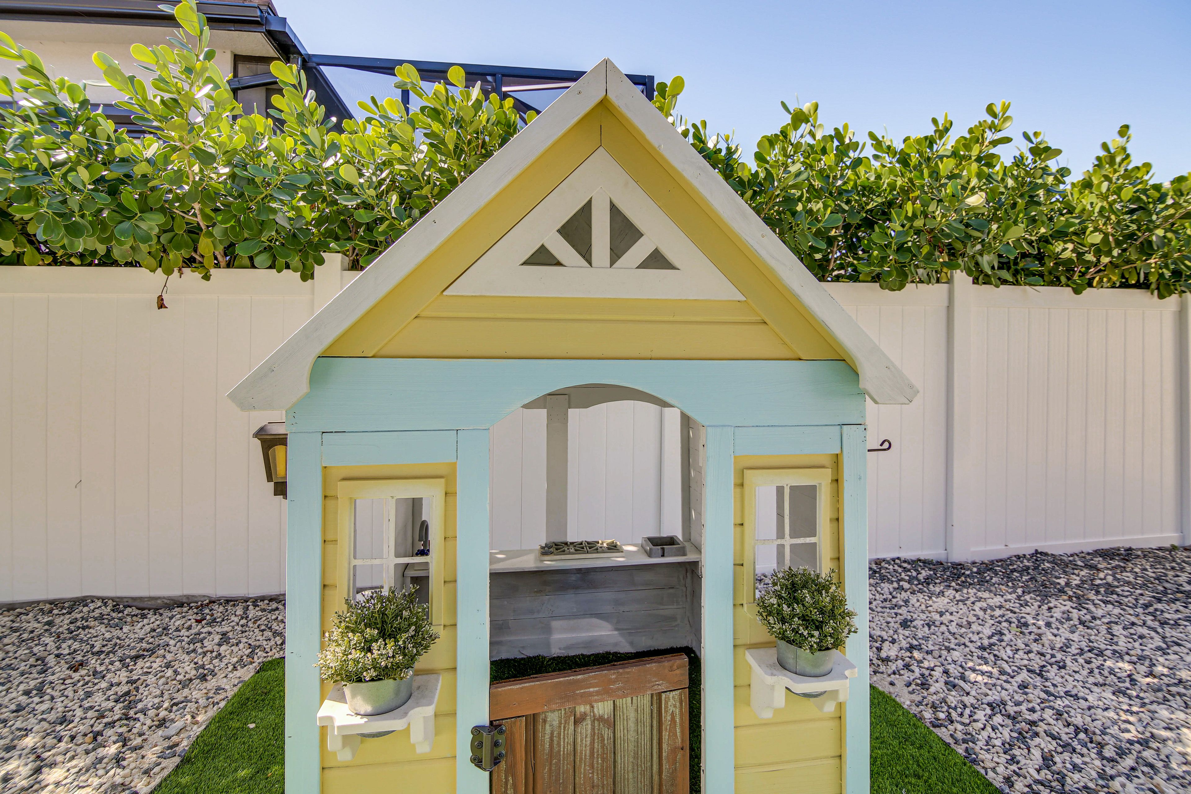 Yard | Kid's Playhouse | Outdoor Shower