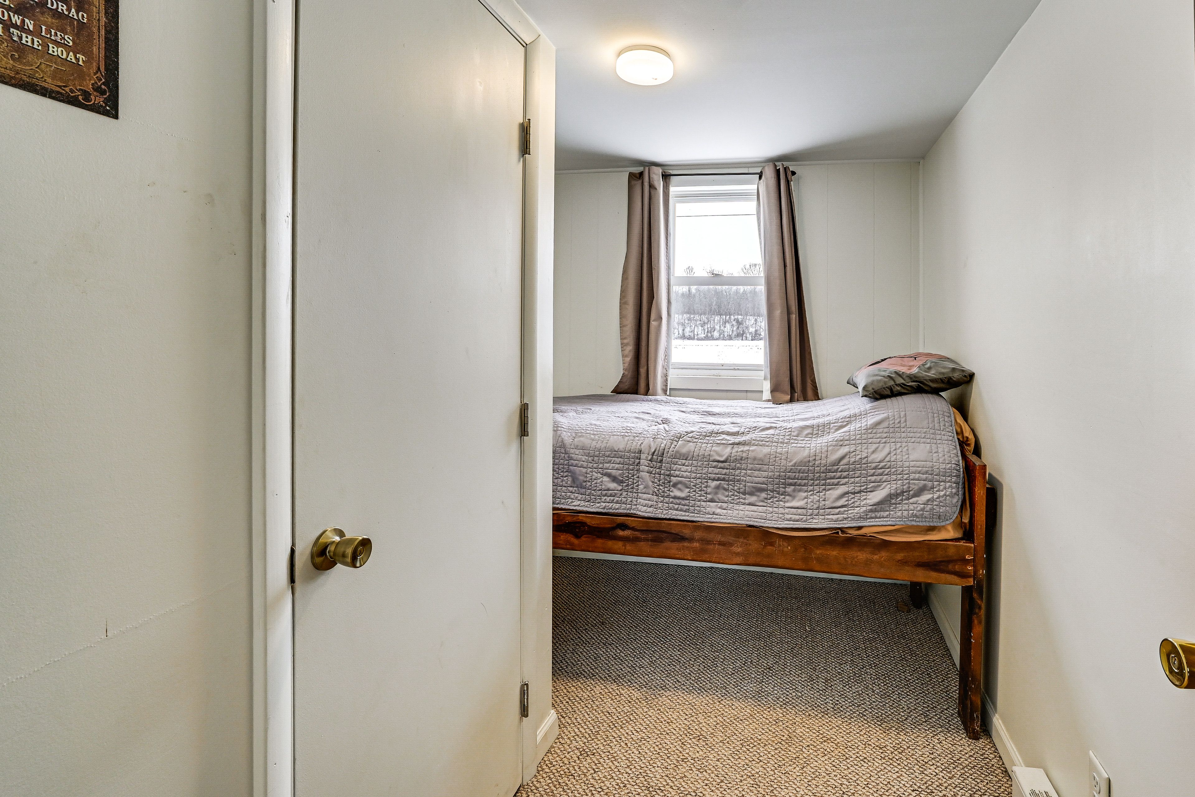 Bedroom 3 | Twin Bed