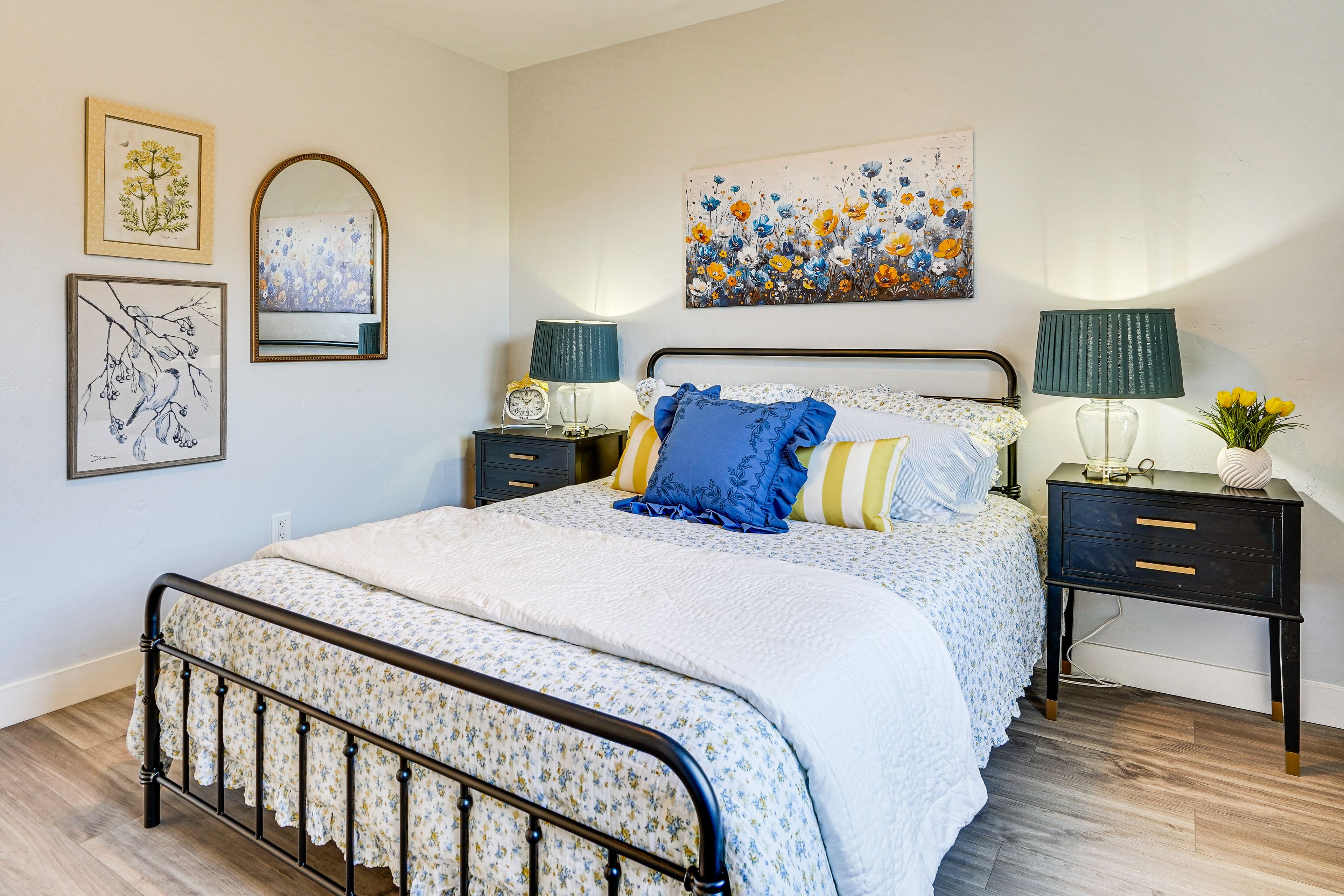 Bedroom 3 | Queen Bed