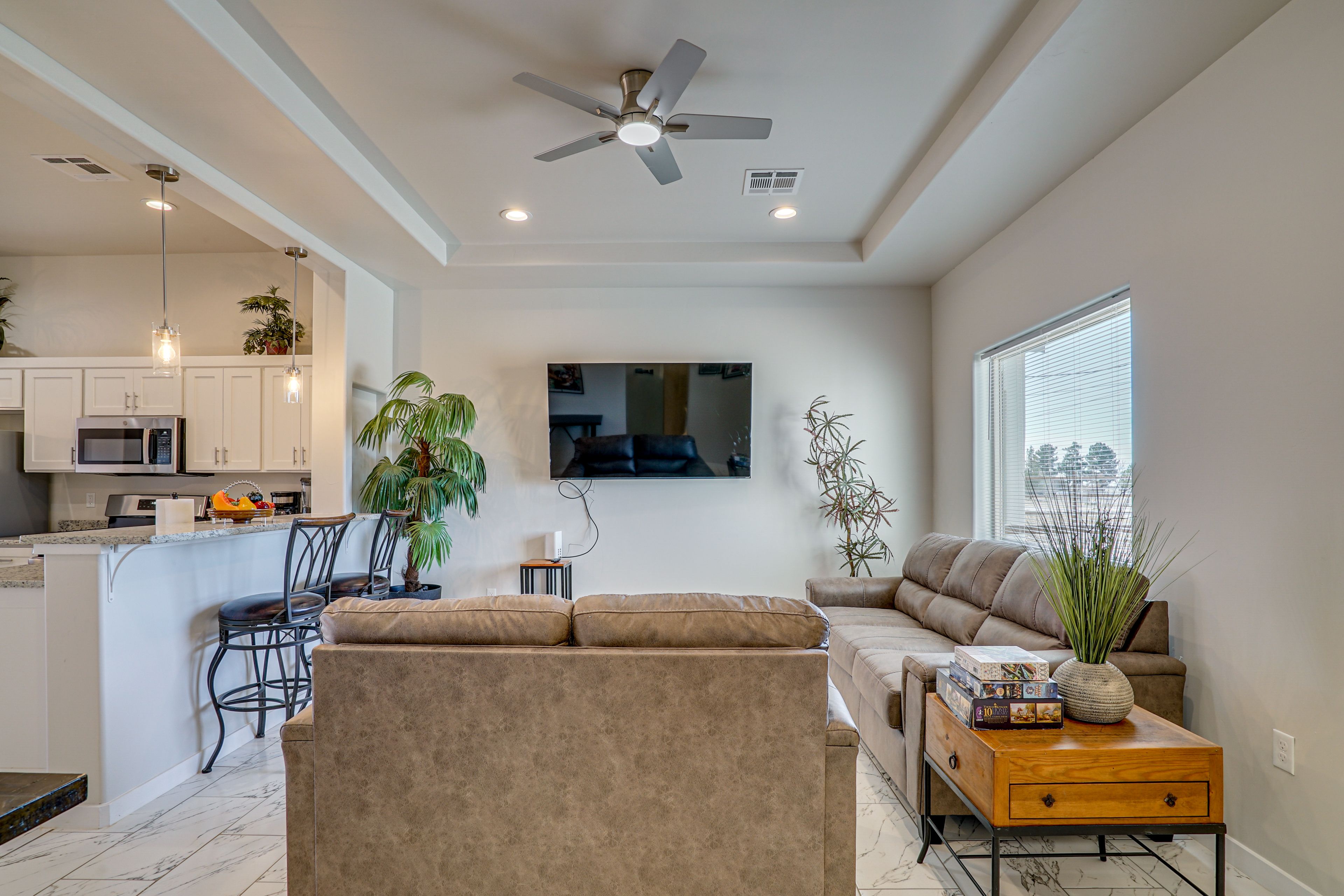 Living Room | Queen Sleeper Sofa