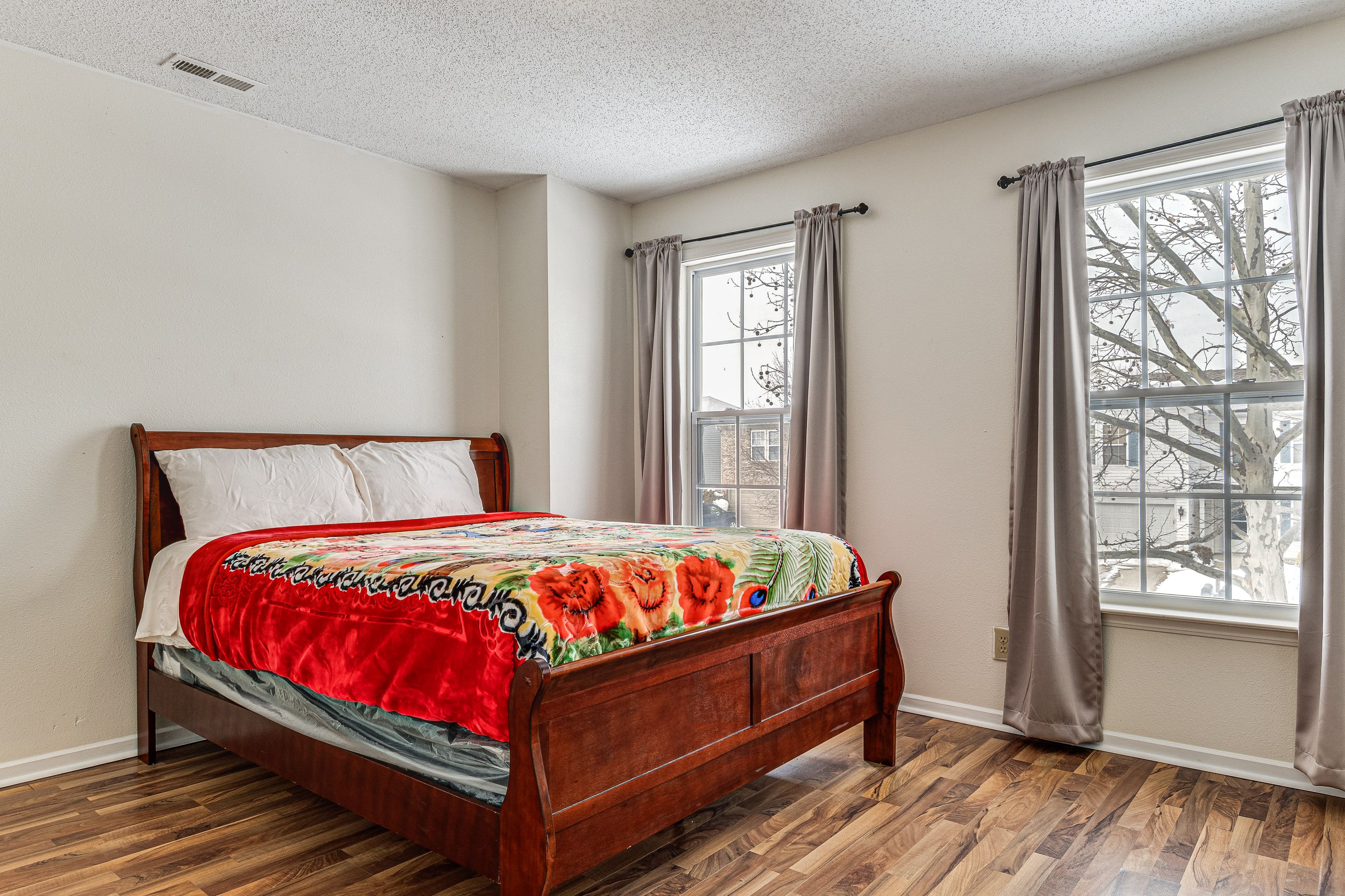 Bedroom 3 | Queen Bed | 2nd Floor