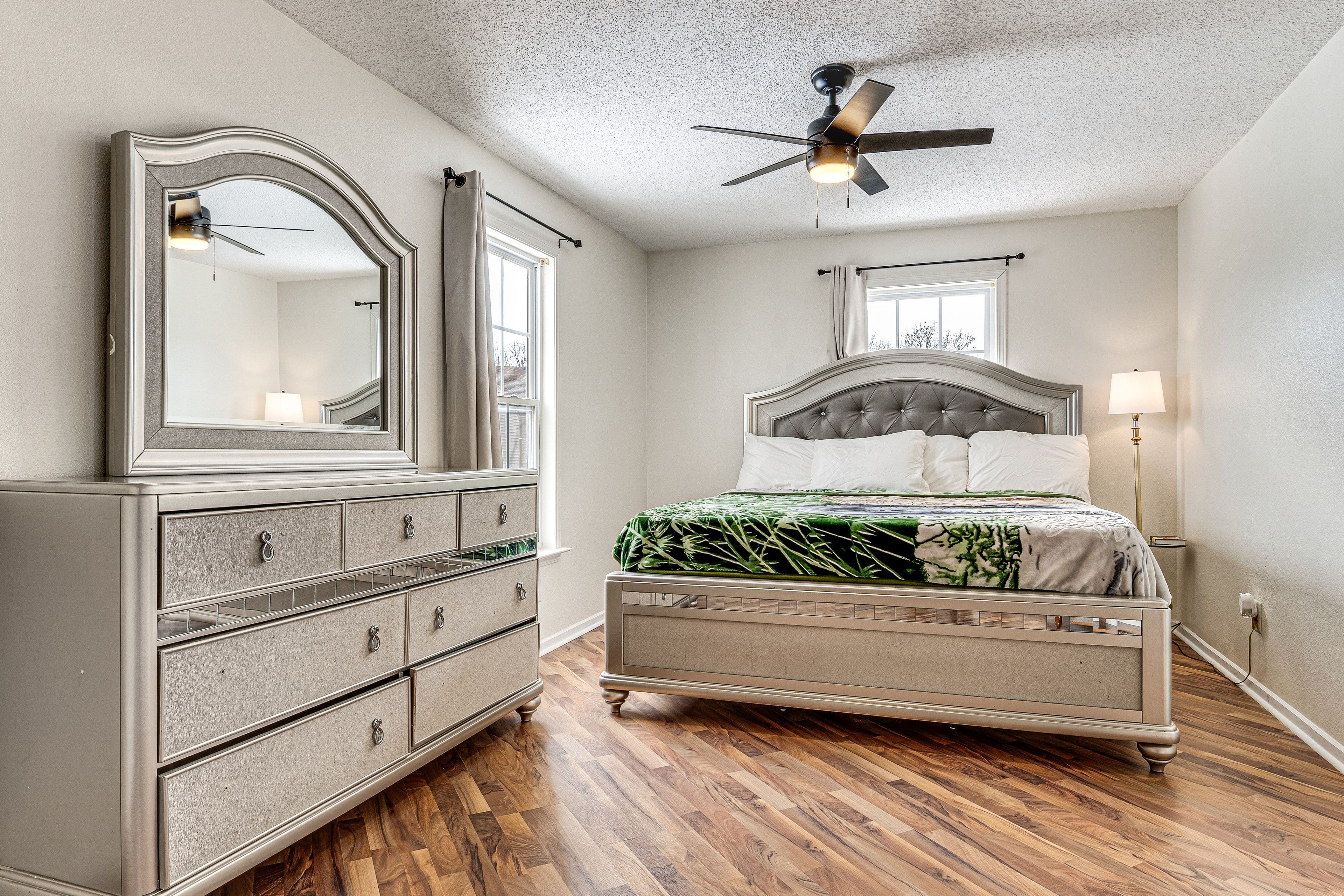 Bedroom 1 | King Bed | 2nd Floor