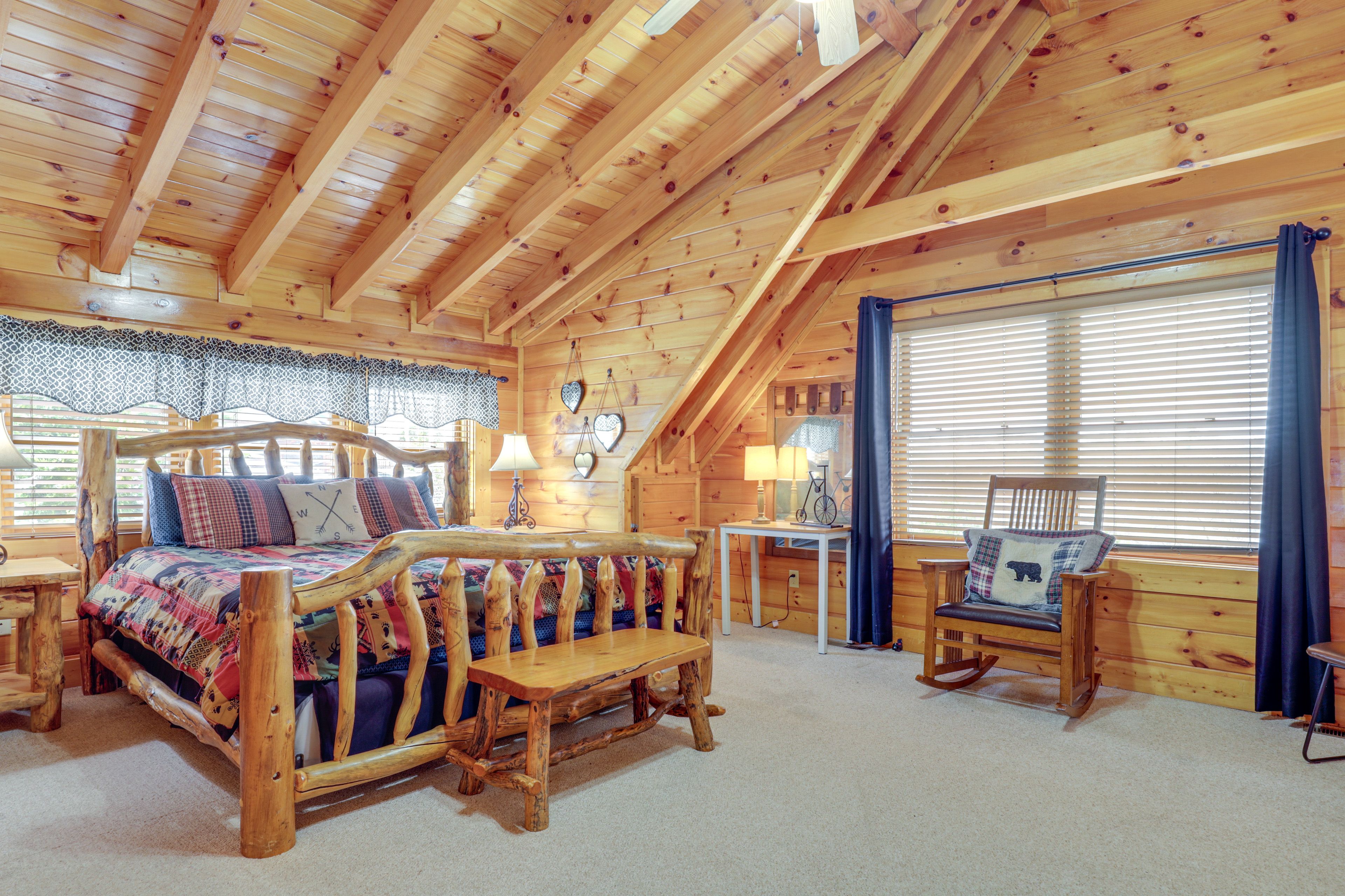 Bedroom 1 | King Bed | 2nd Floor