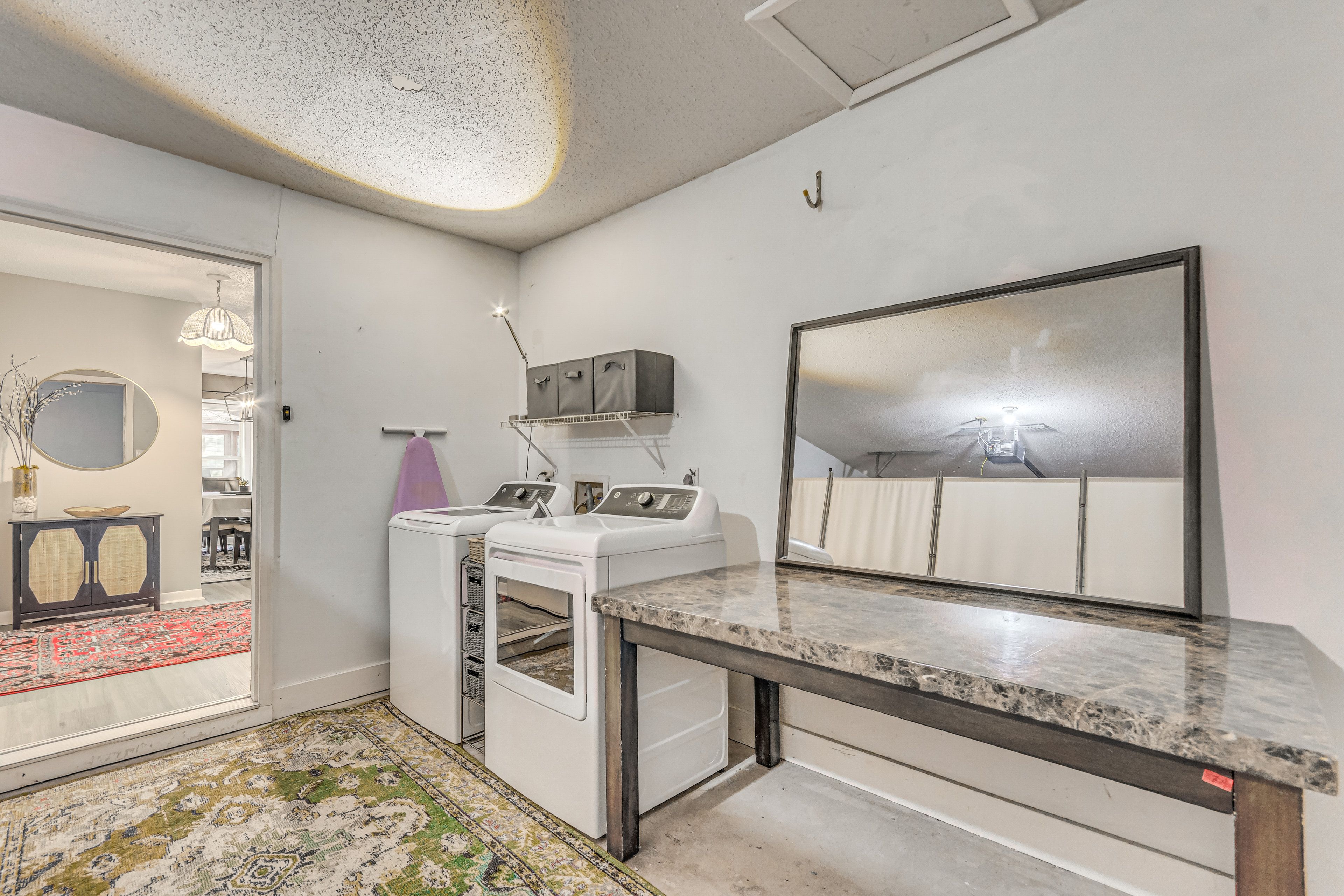 Laundry | Main Floor