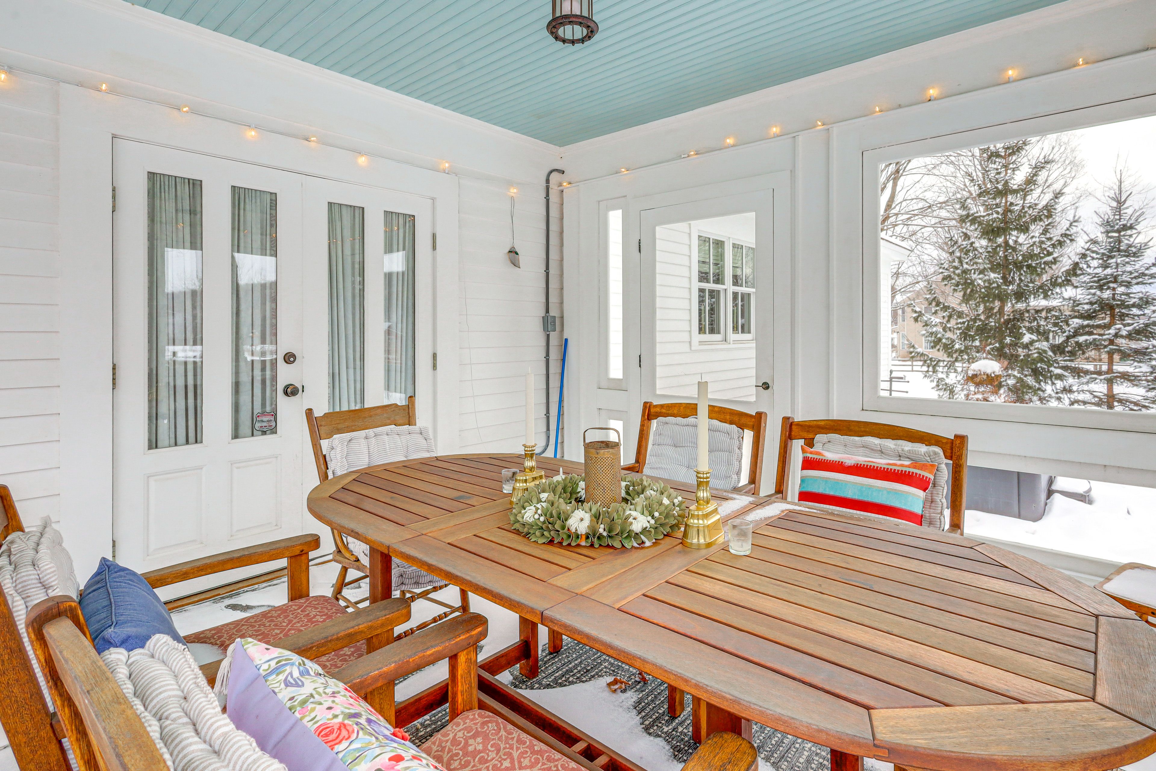Screened Porch