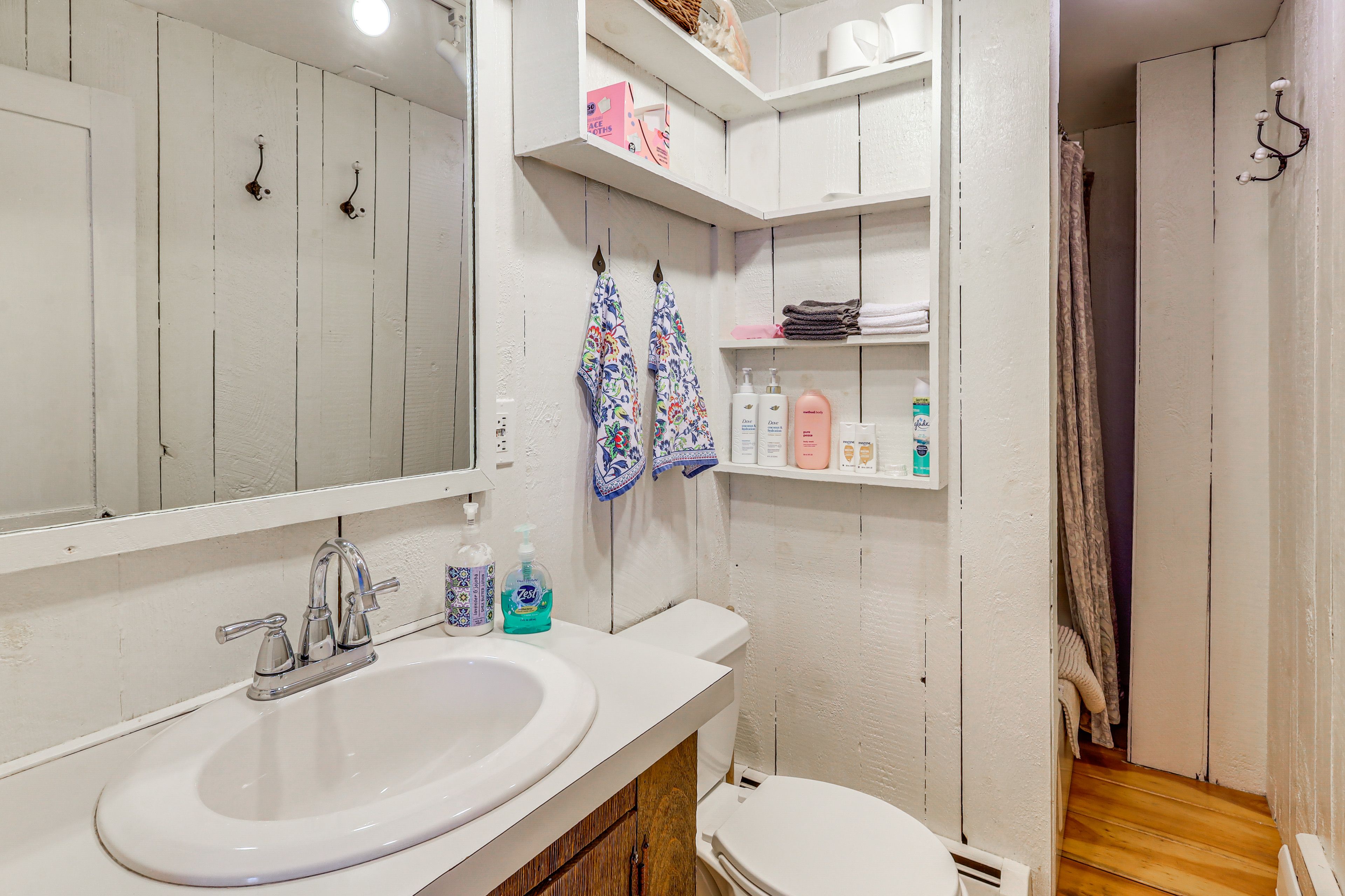 Bathroom | Towels Provided | 1st Floor