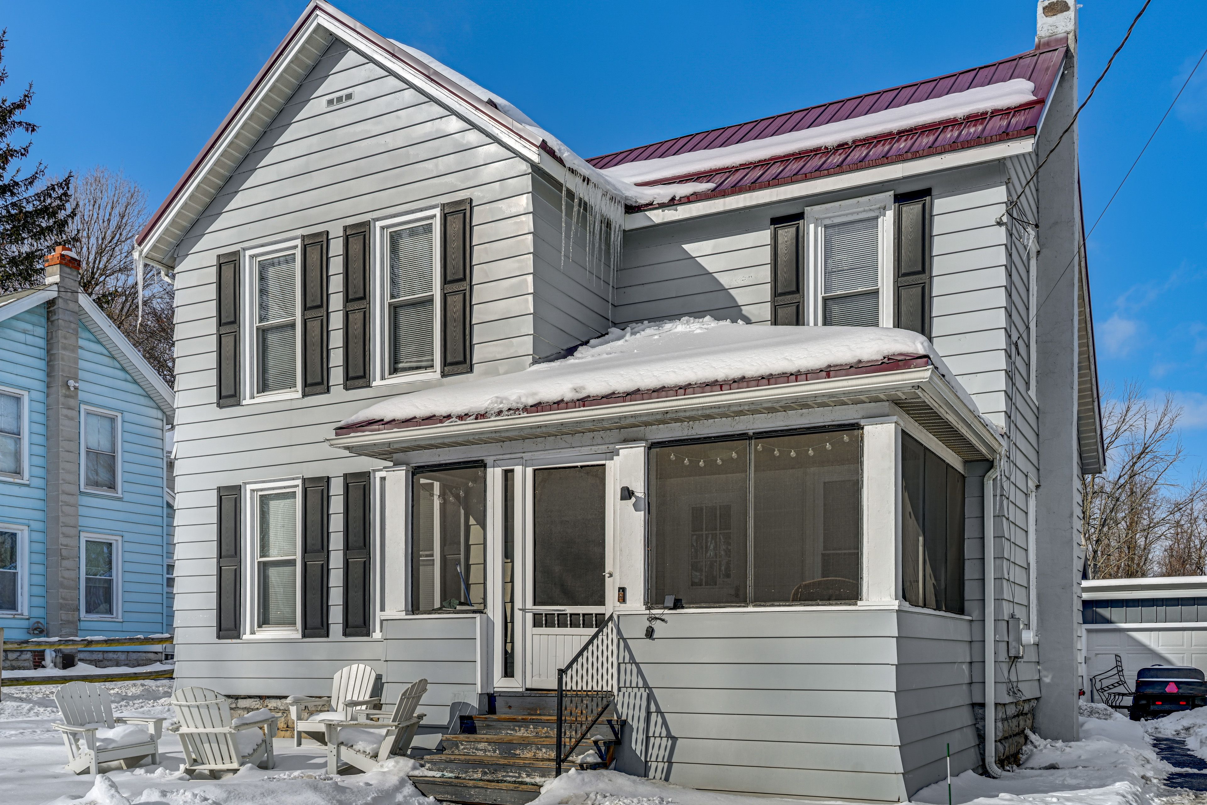 House Exterior | Fire Pit | Gas Grill