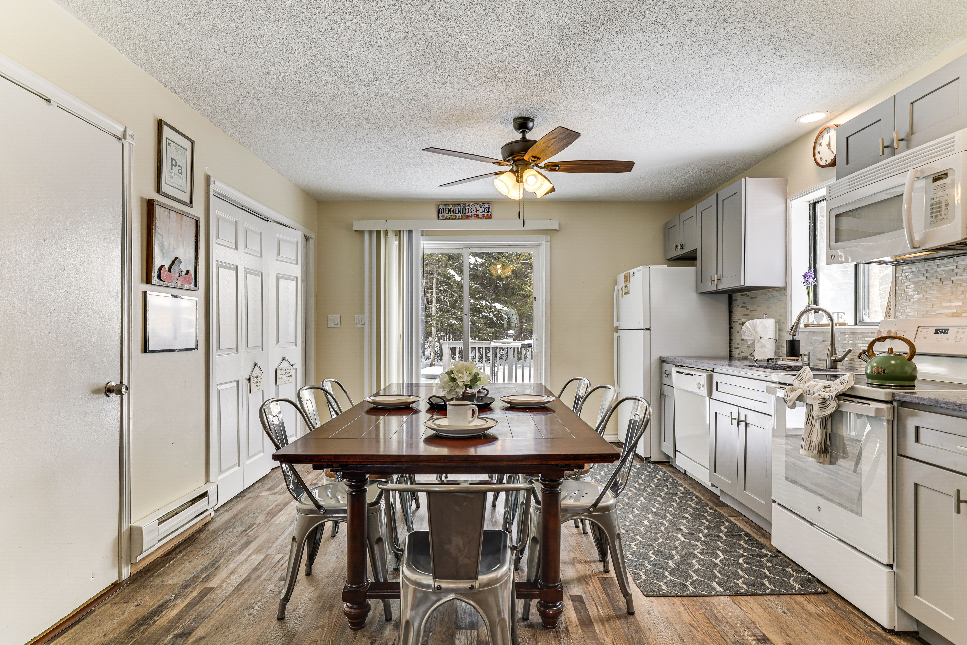 Kitchen & Dining Area | 1st Floor