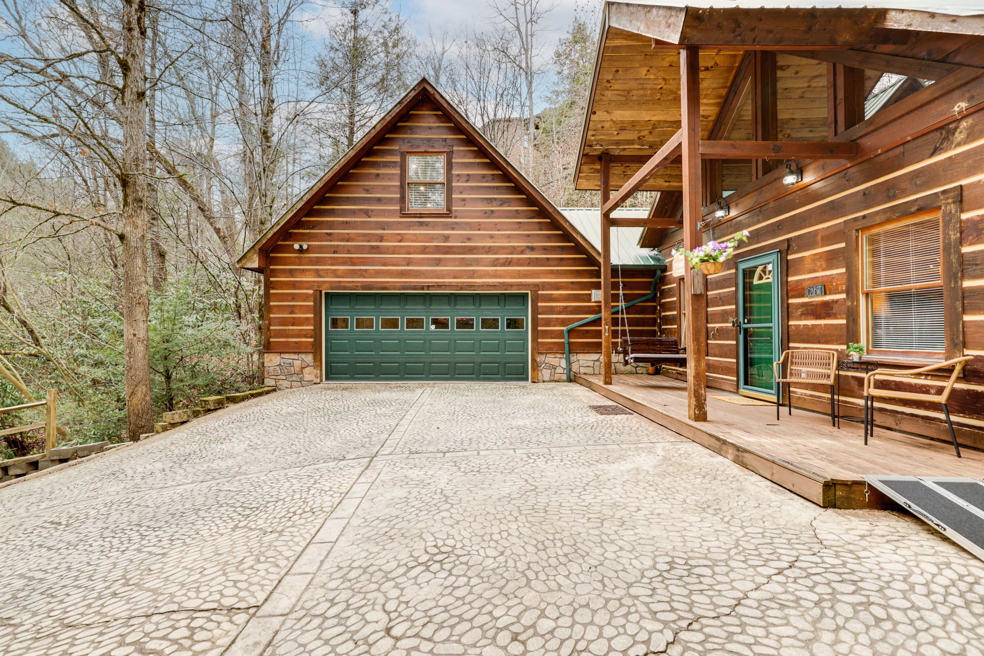 Driveway Parking | 4 Vehicles