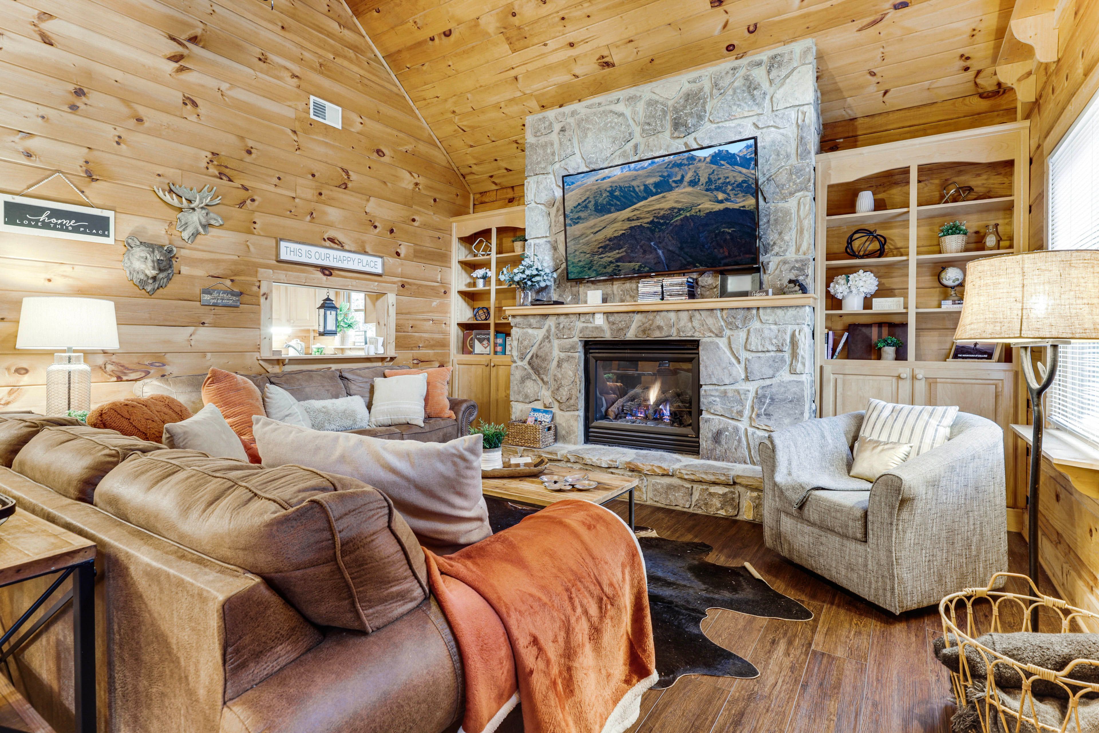 Living Room | Queen Sleeper Sofa