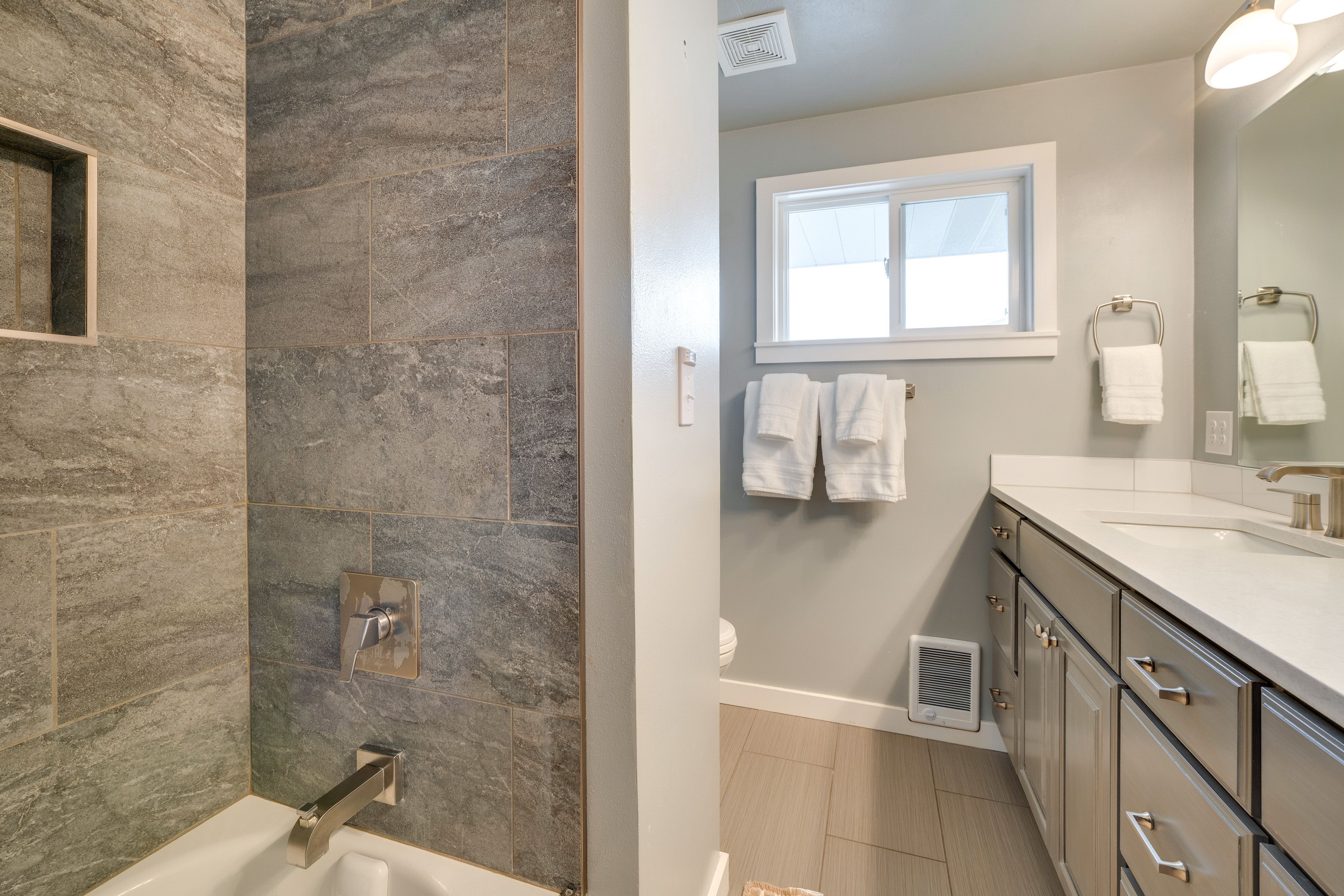 Full Bathroom | Lower Level