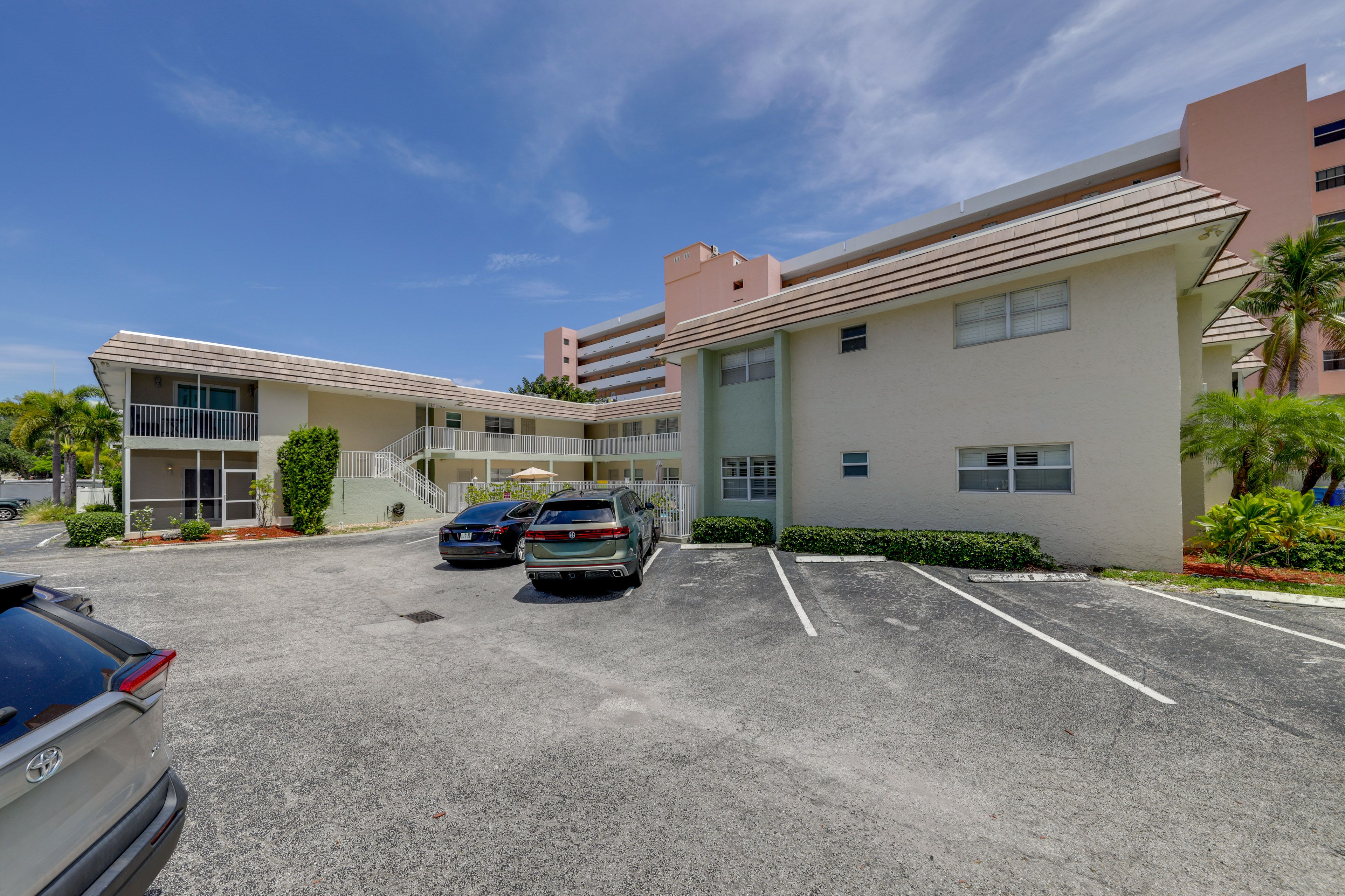 Exterior | Single-Story Condo on 2nd Floor