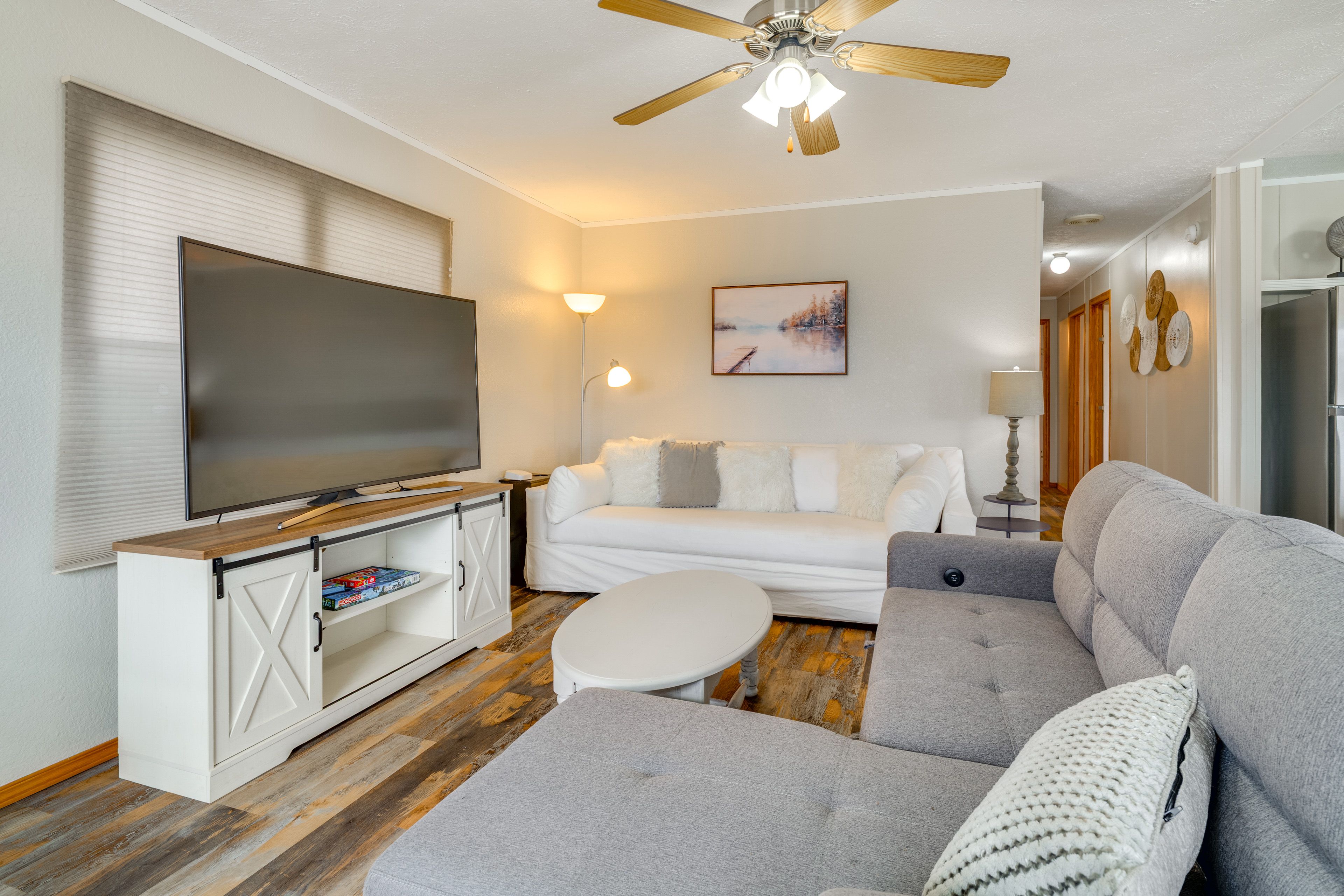 Living Room | Smart TV | Queen Sleeper Sofa | Single-Story Home