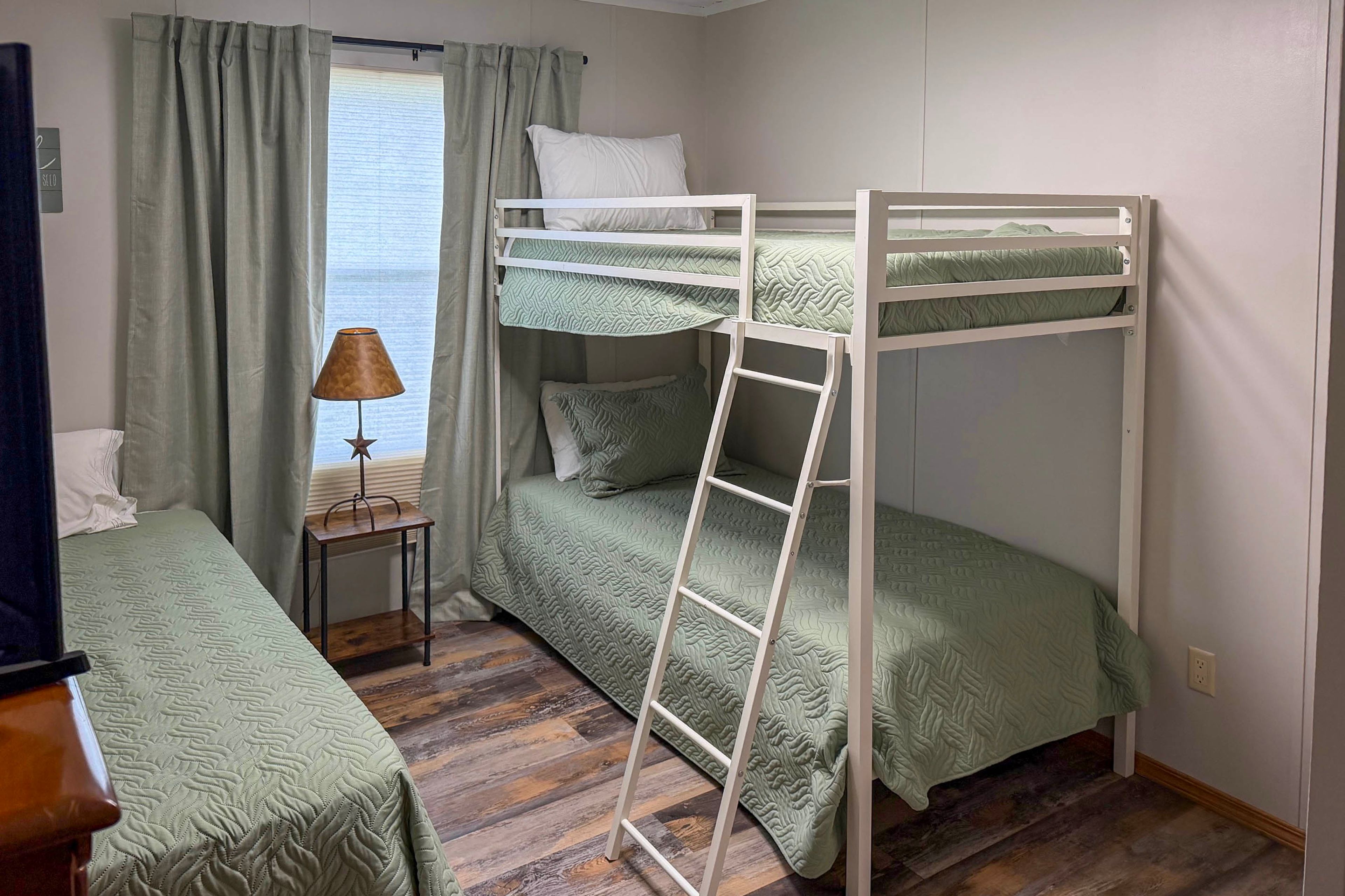Bedroom 3 | Twin Bed w/ Twin Trundle | Twin Bunk Bed