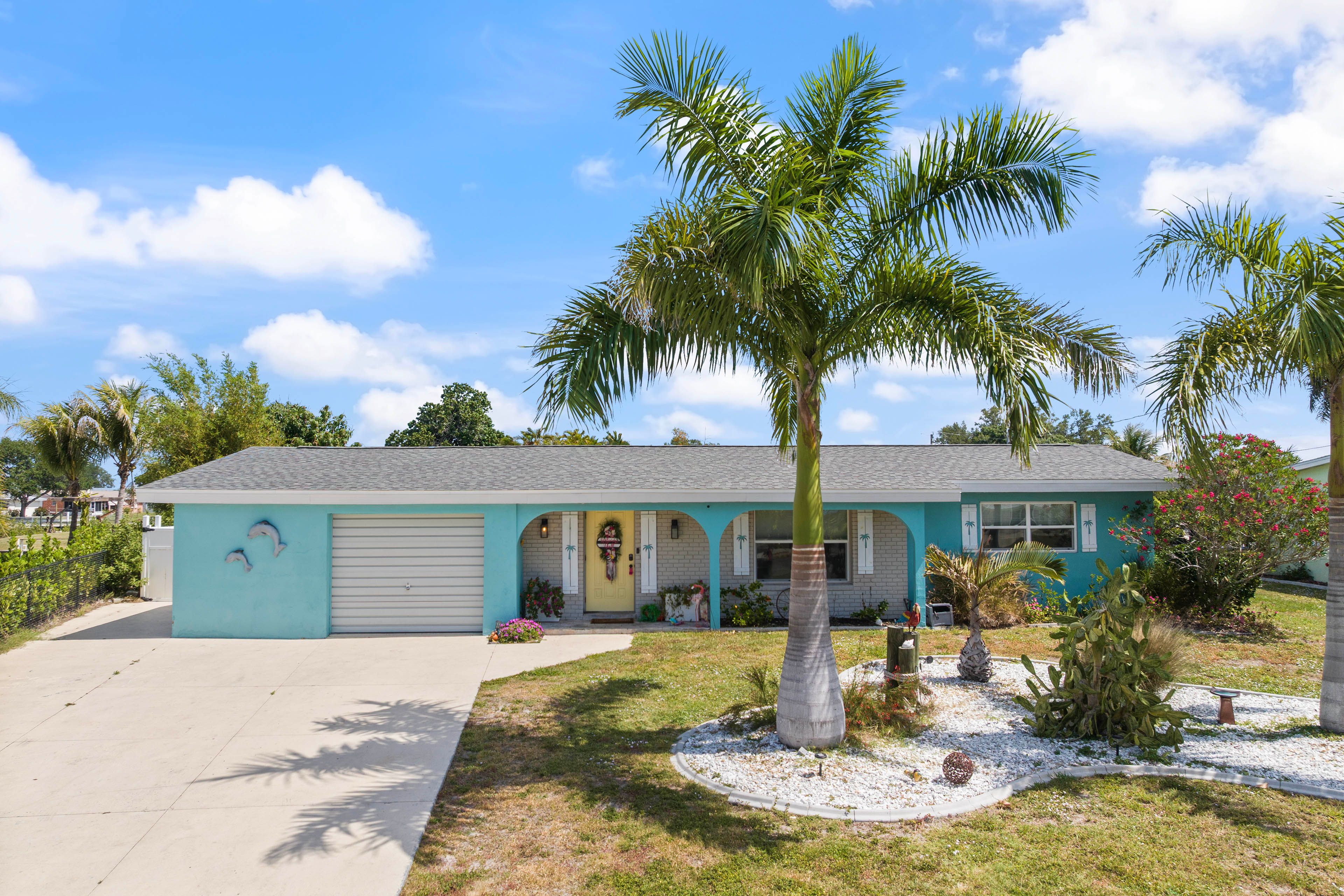Property Exterior | Driveway Parking (4 Vehicles)