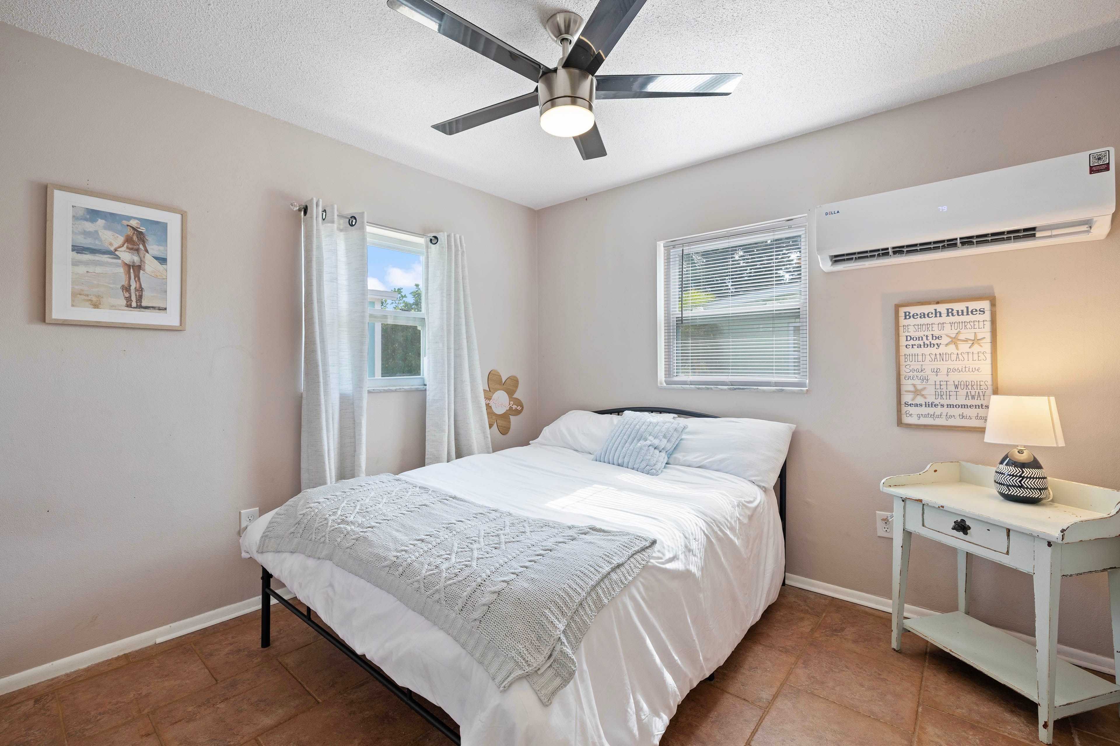 Bedroom 3 | Queen Bed