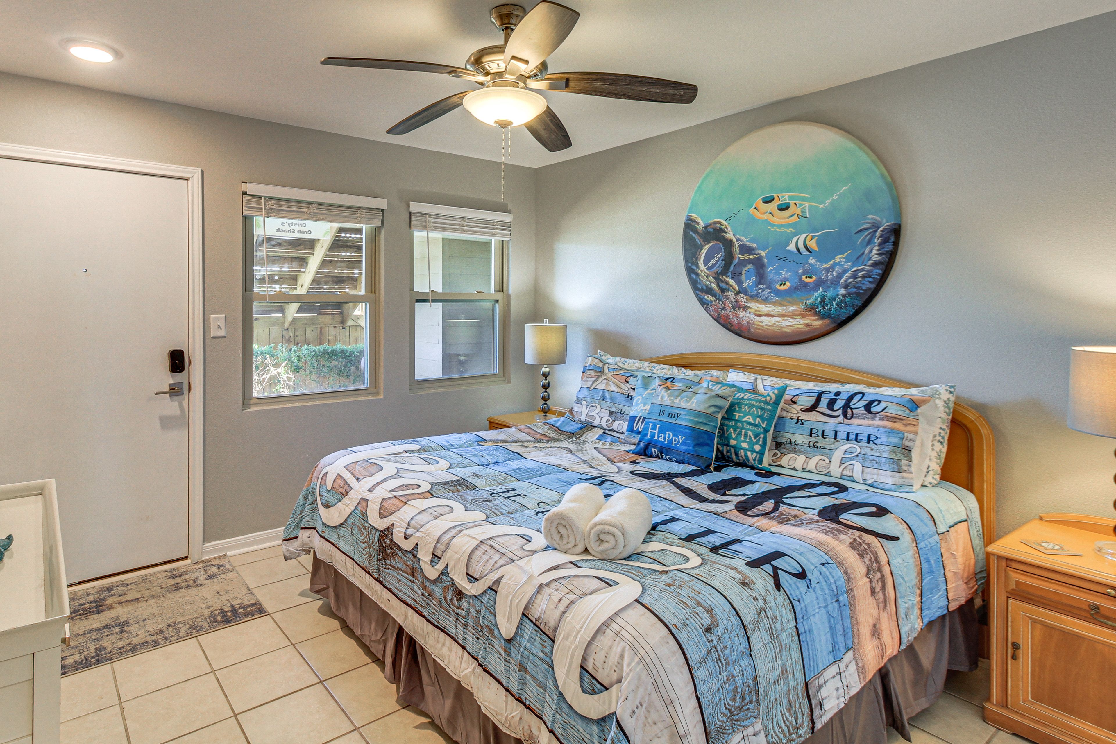 Bedroom | King Bed