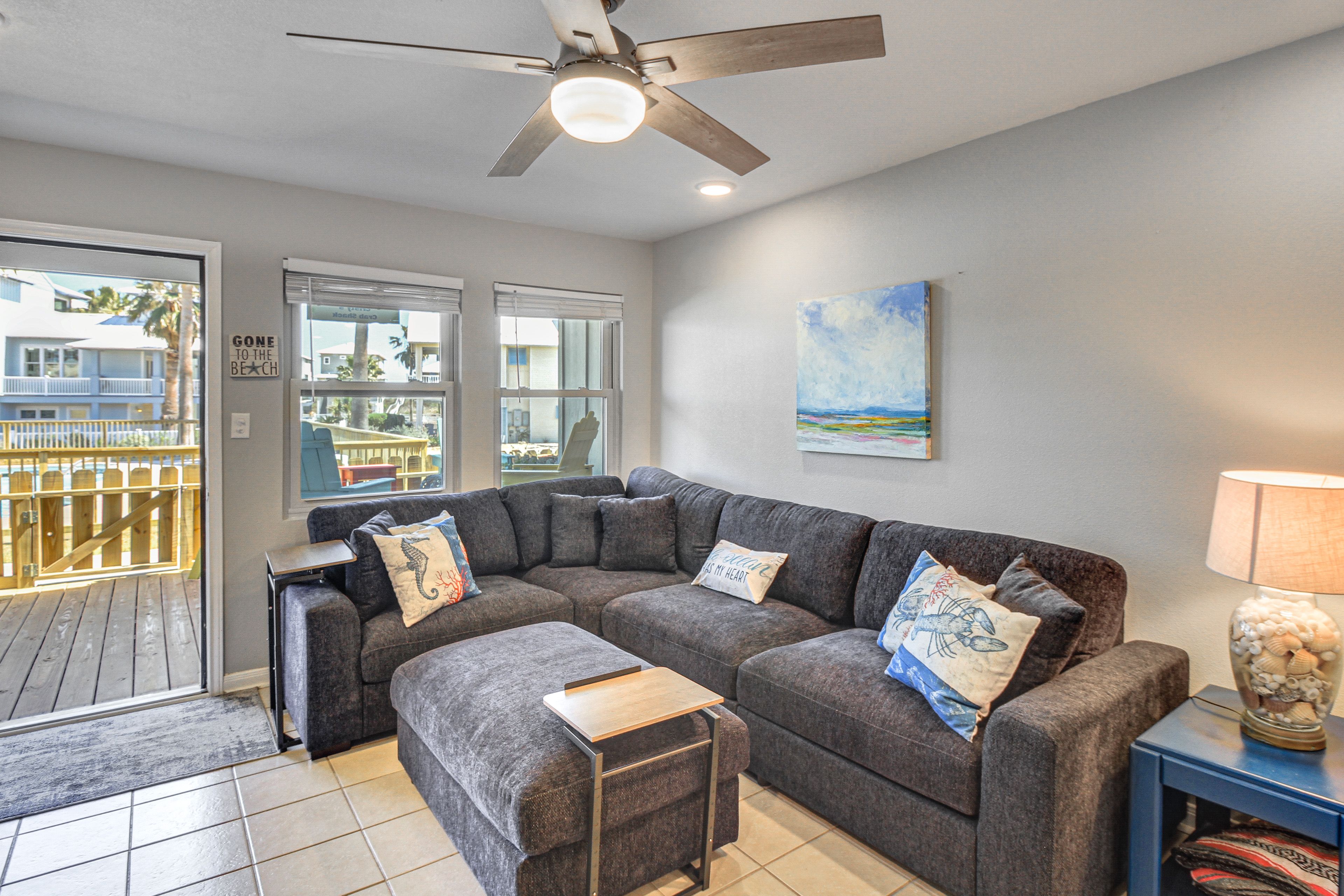 Living Room | Queen Murphy Bed