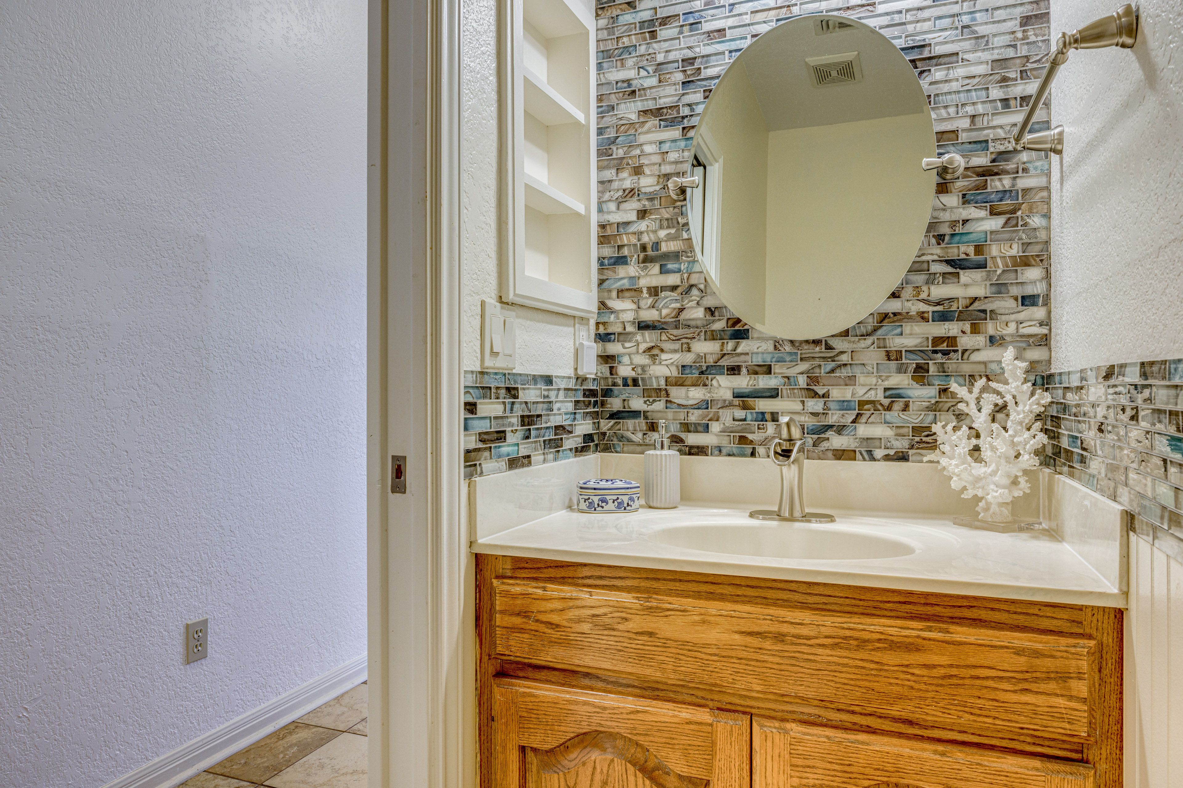 Half Bathroom | Lower Level