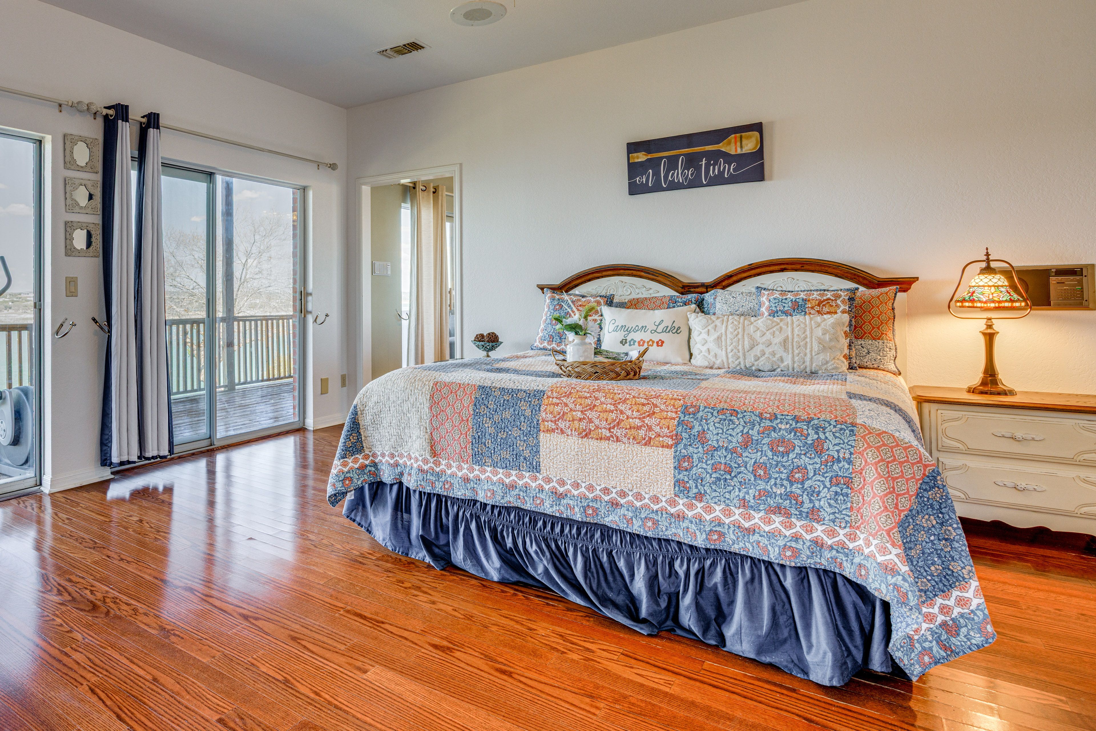 Bedroom 1 | Main Level | King Bed