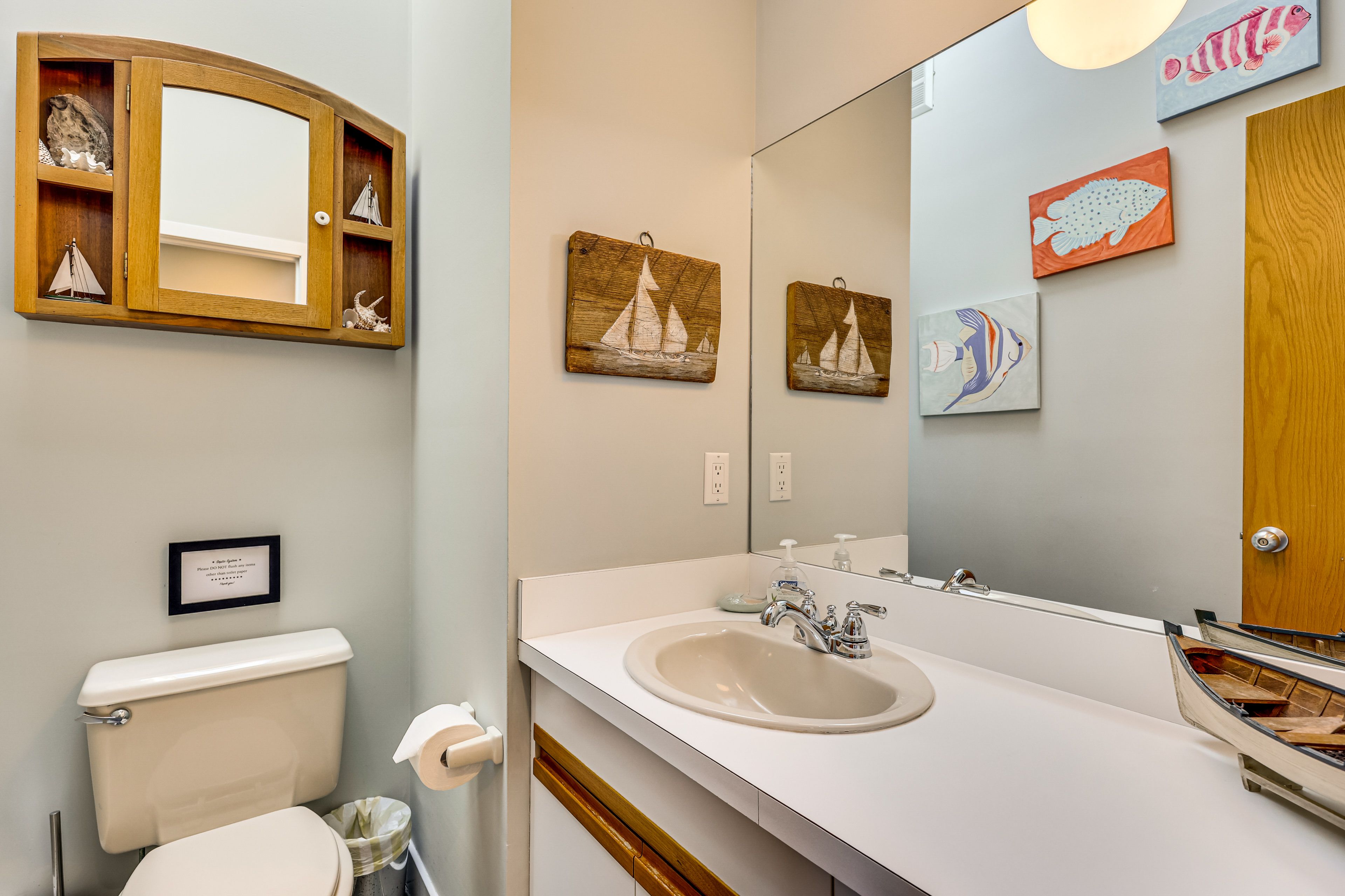 Half Bathroom | 1st Floor