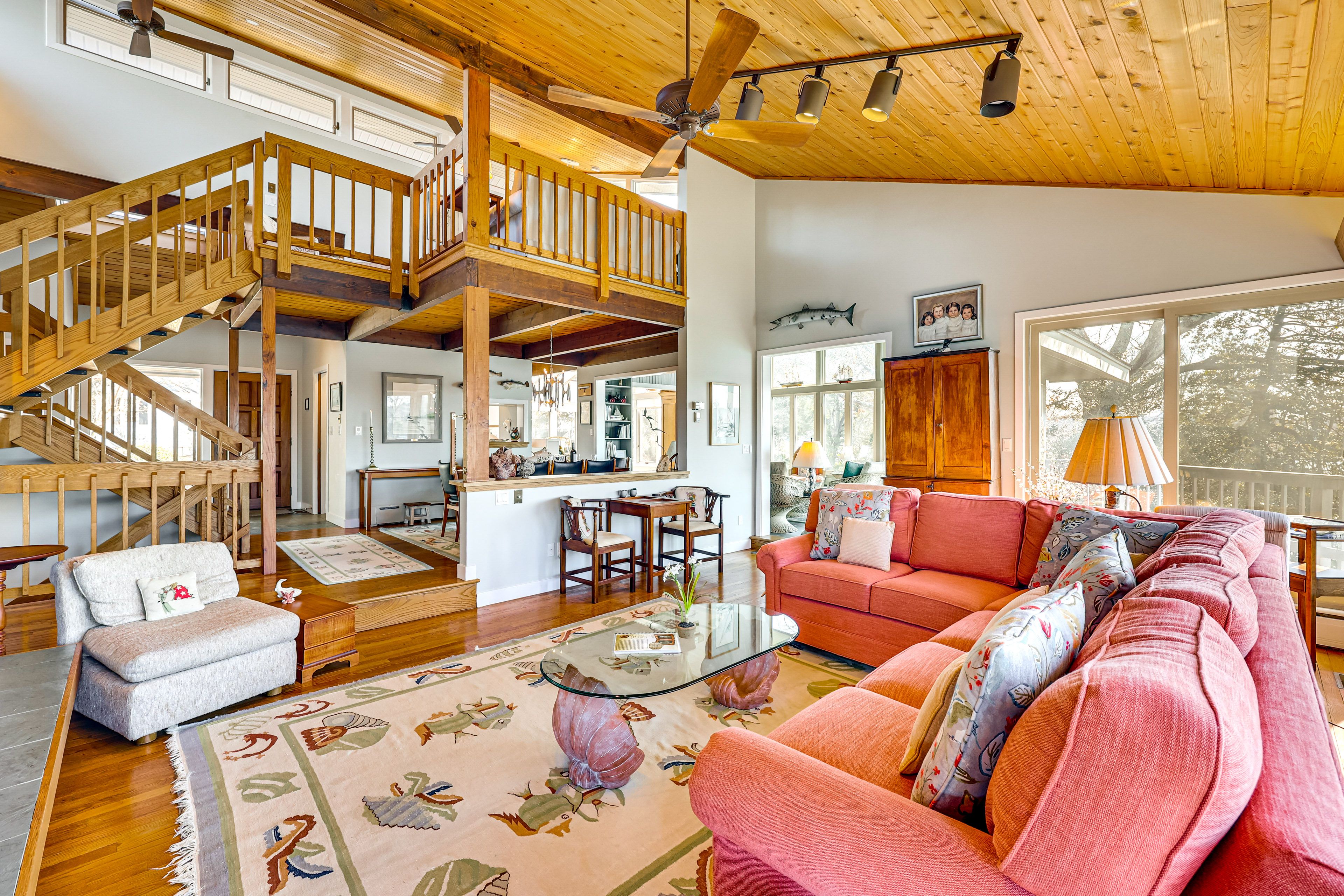 Spacious Living Room w/ Waterfront Views