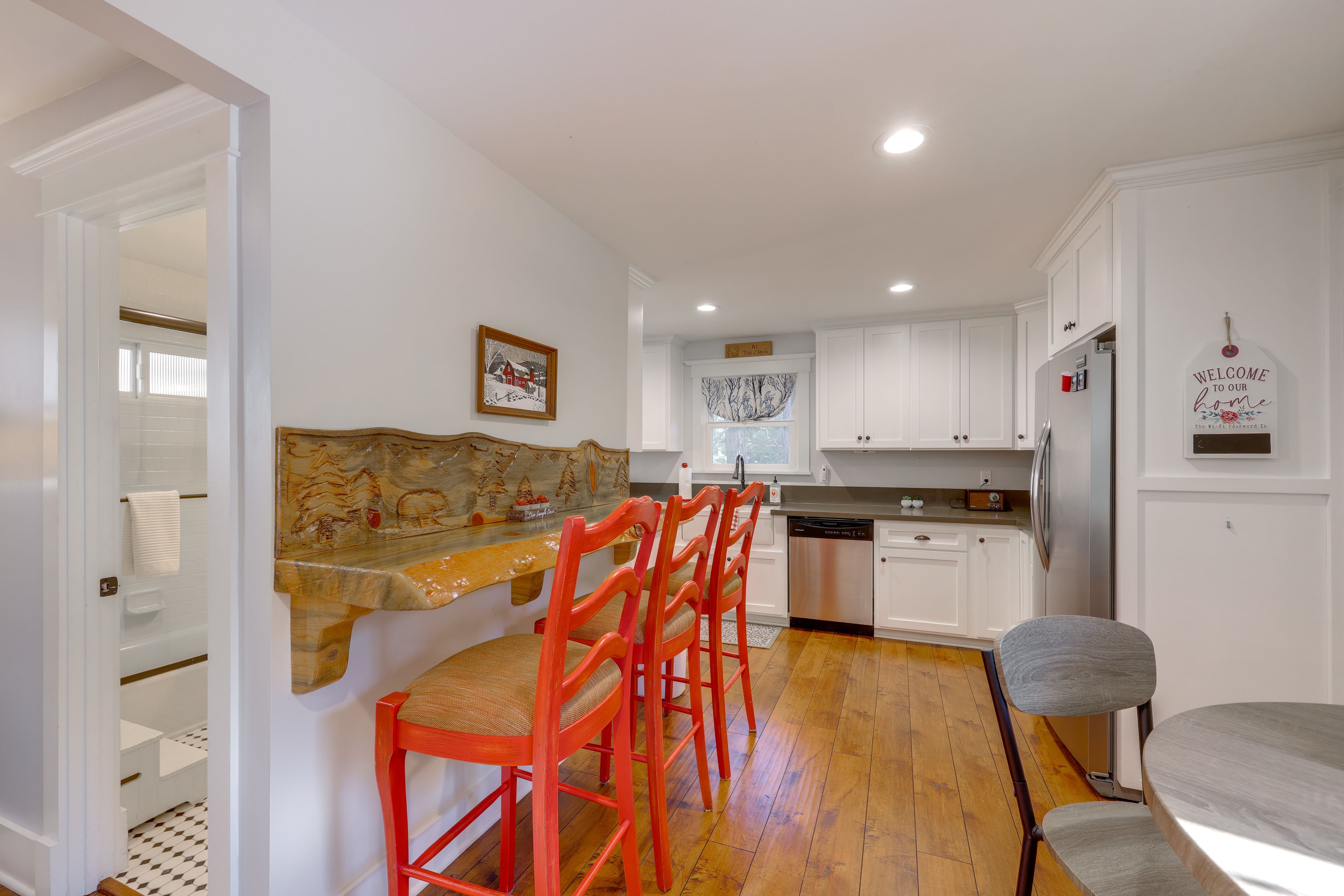 Breakfast Bar | Main Level