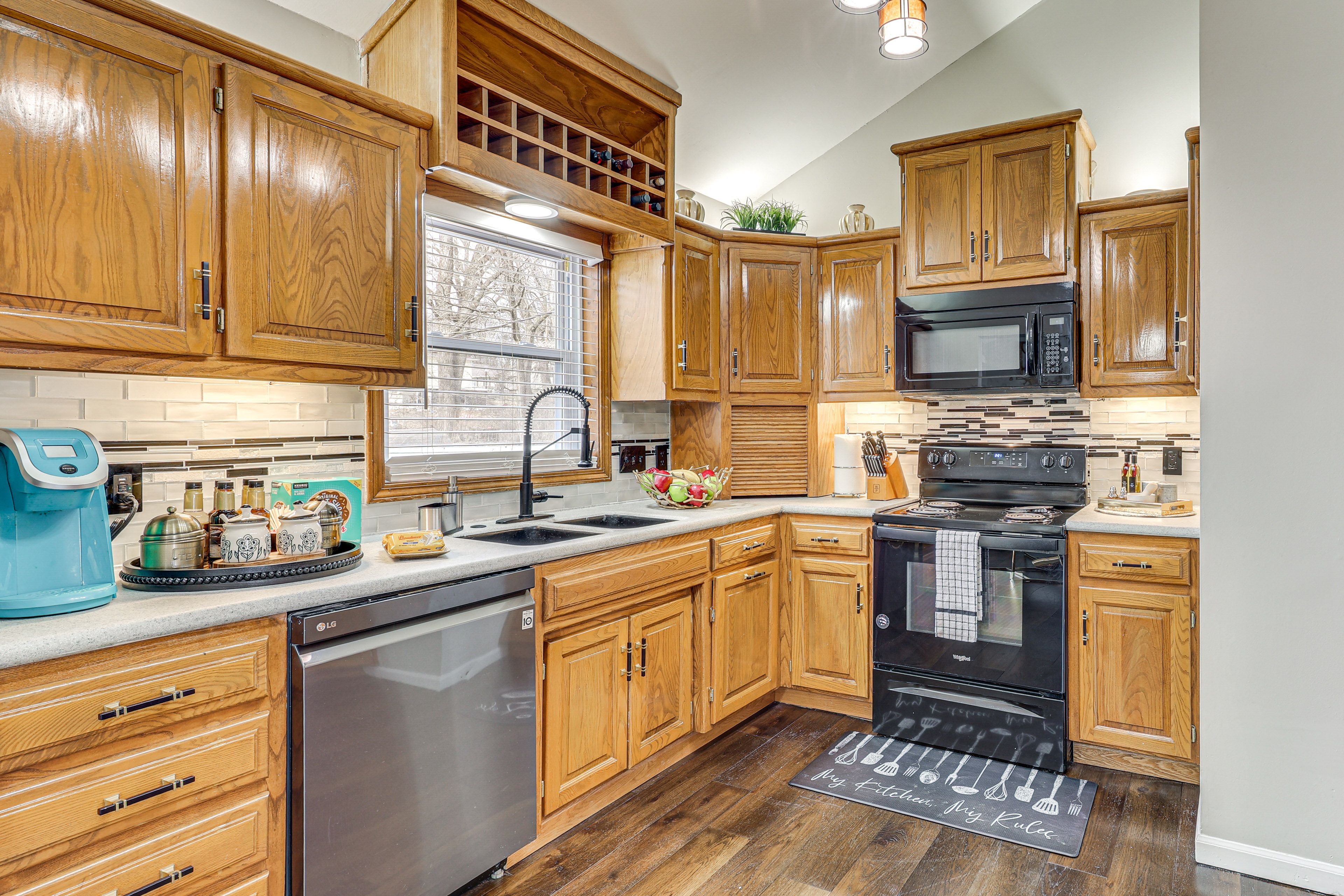 Kitchen | Drip & Keurig Coffee Makers | Main Level