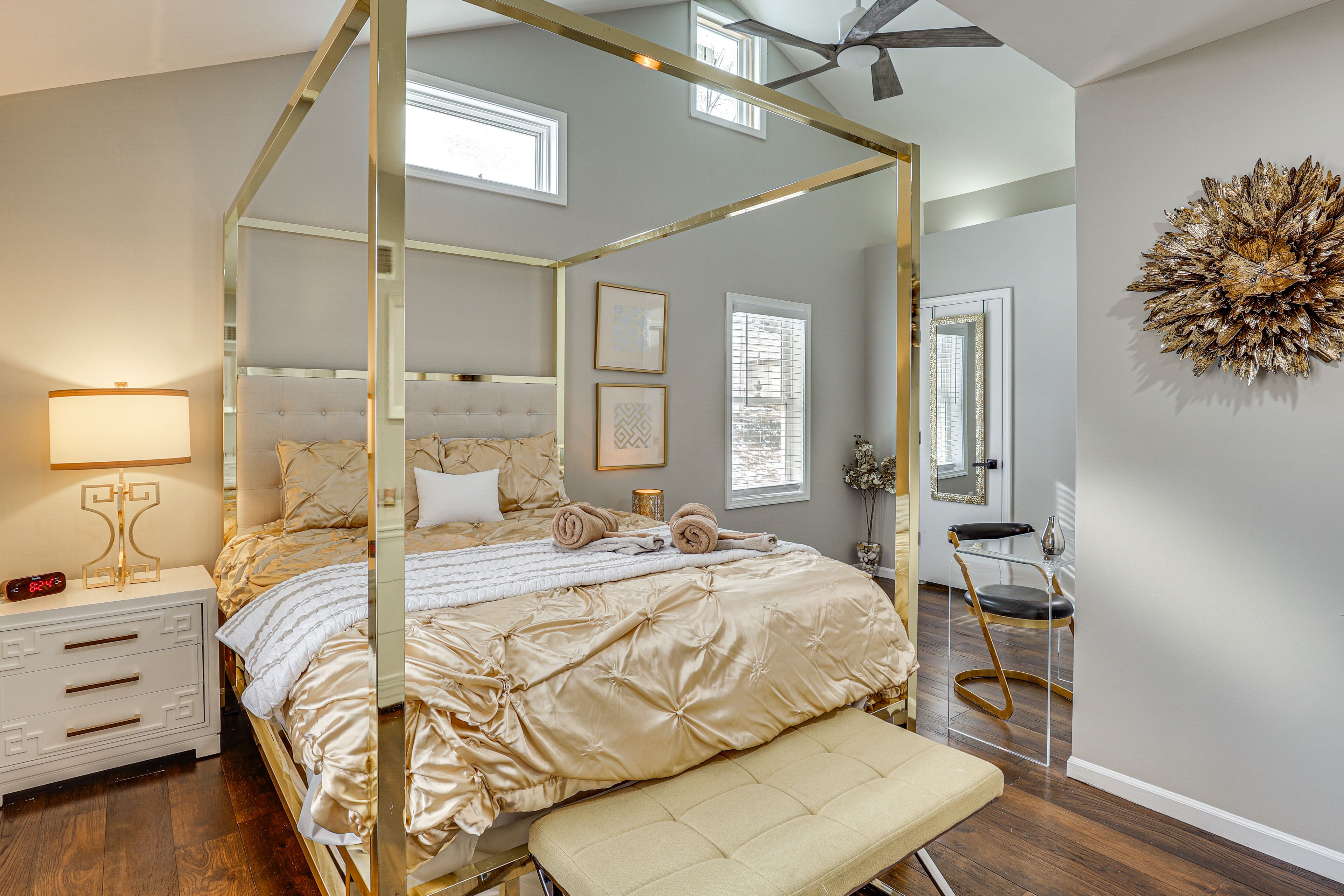 Bedroom 1 | King Bed | Main Level