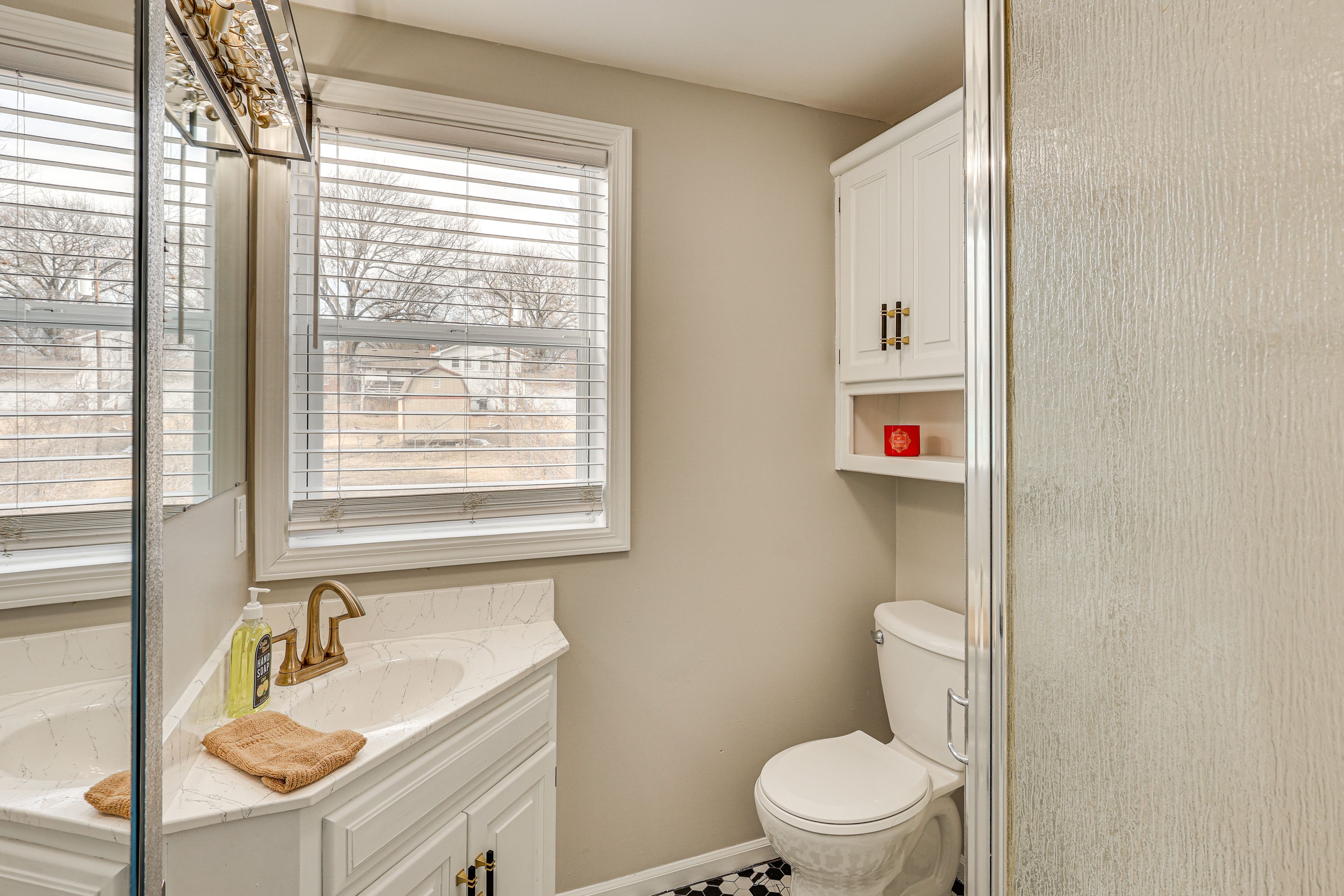 Full Bathroom | Lower Level