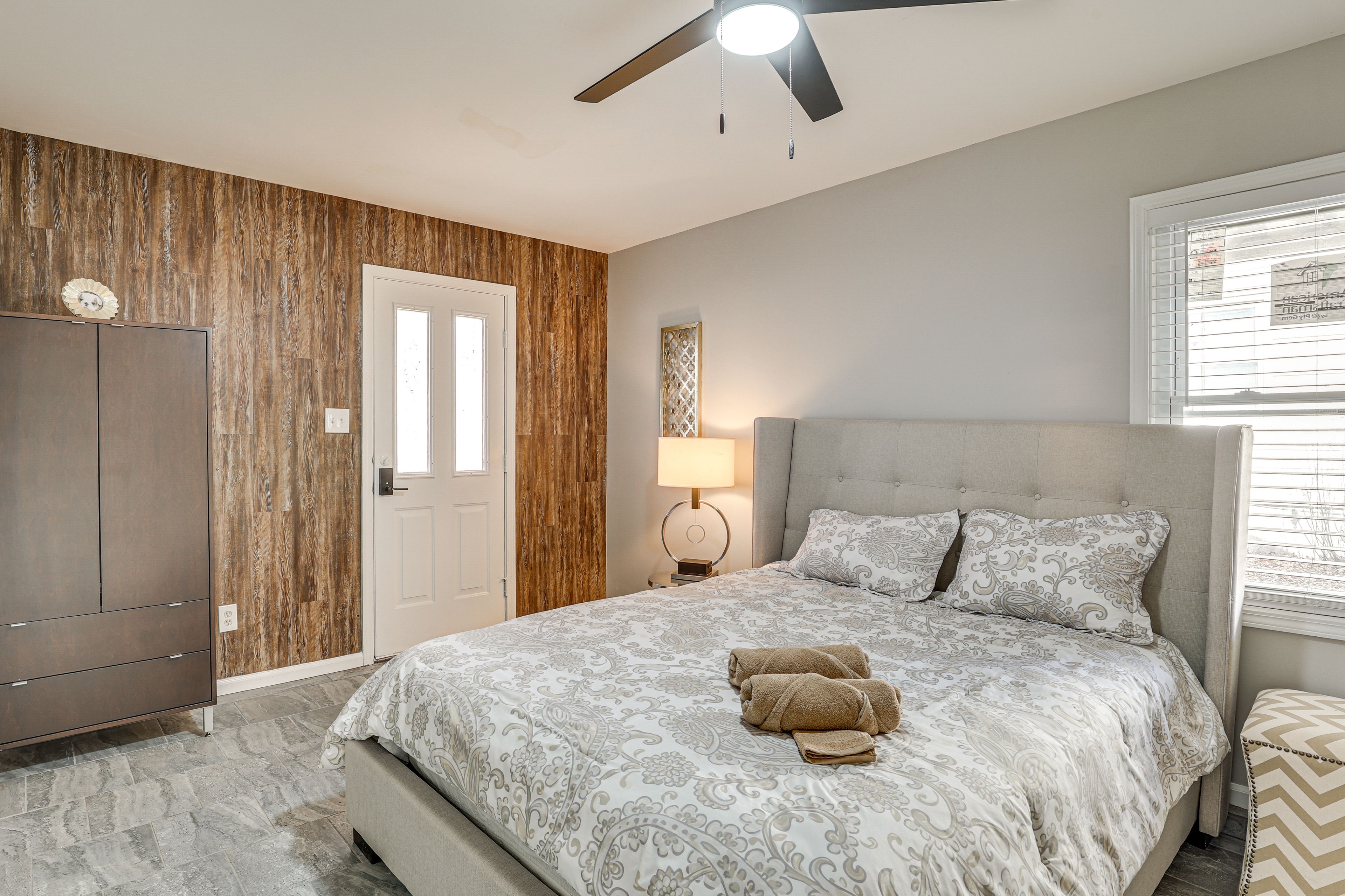 Bedroom 2 | Queen Bed | Lower Level