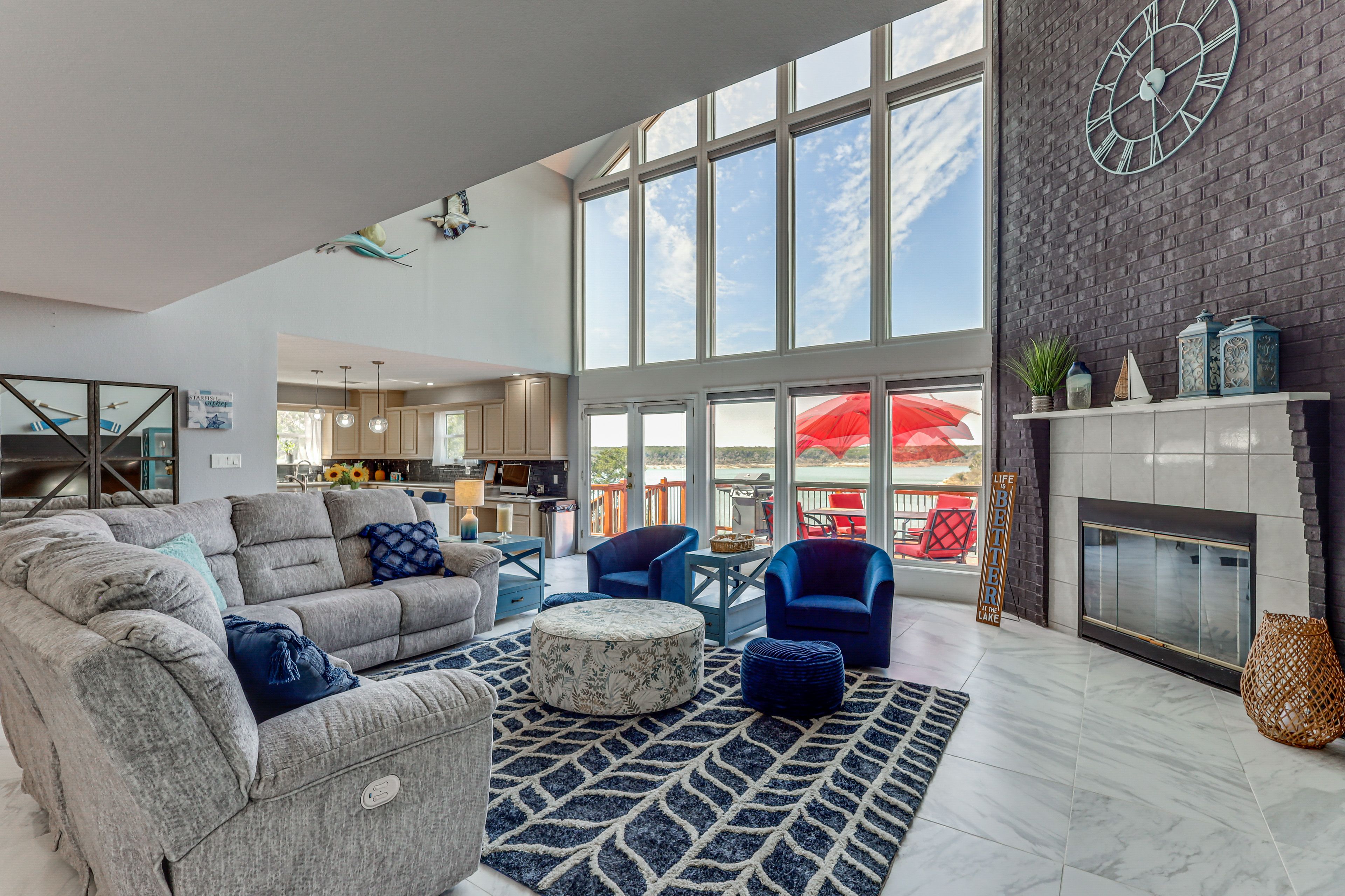 Living Room | 1st Floor