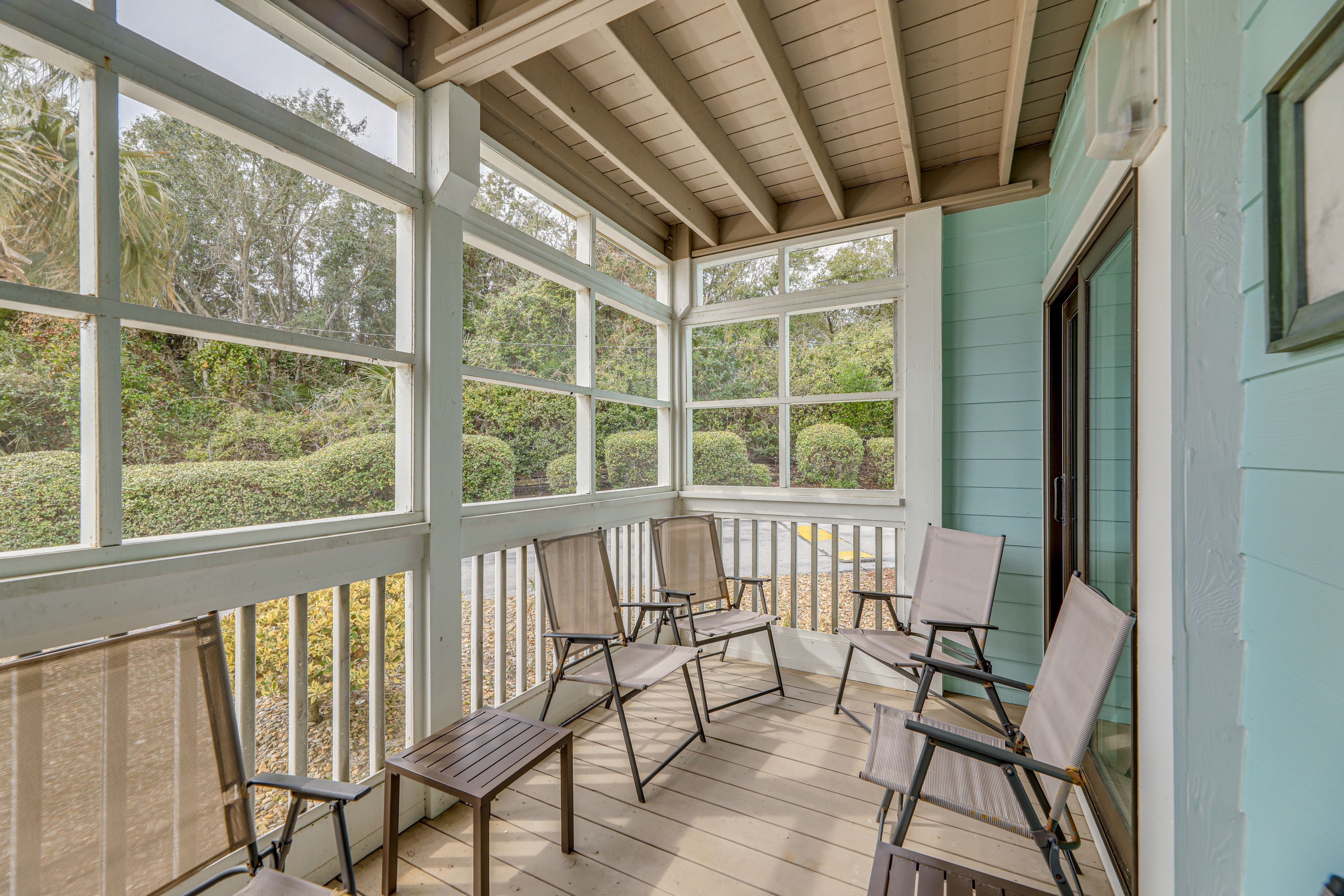 Private Screened Porch