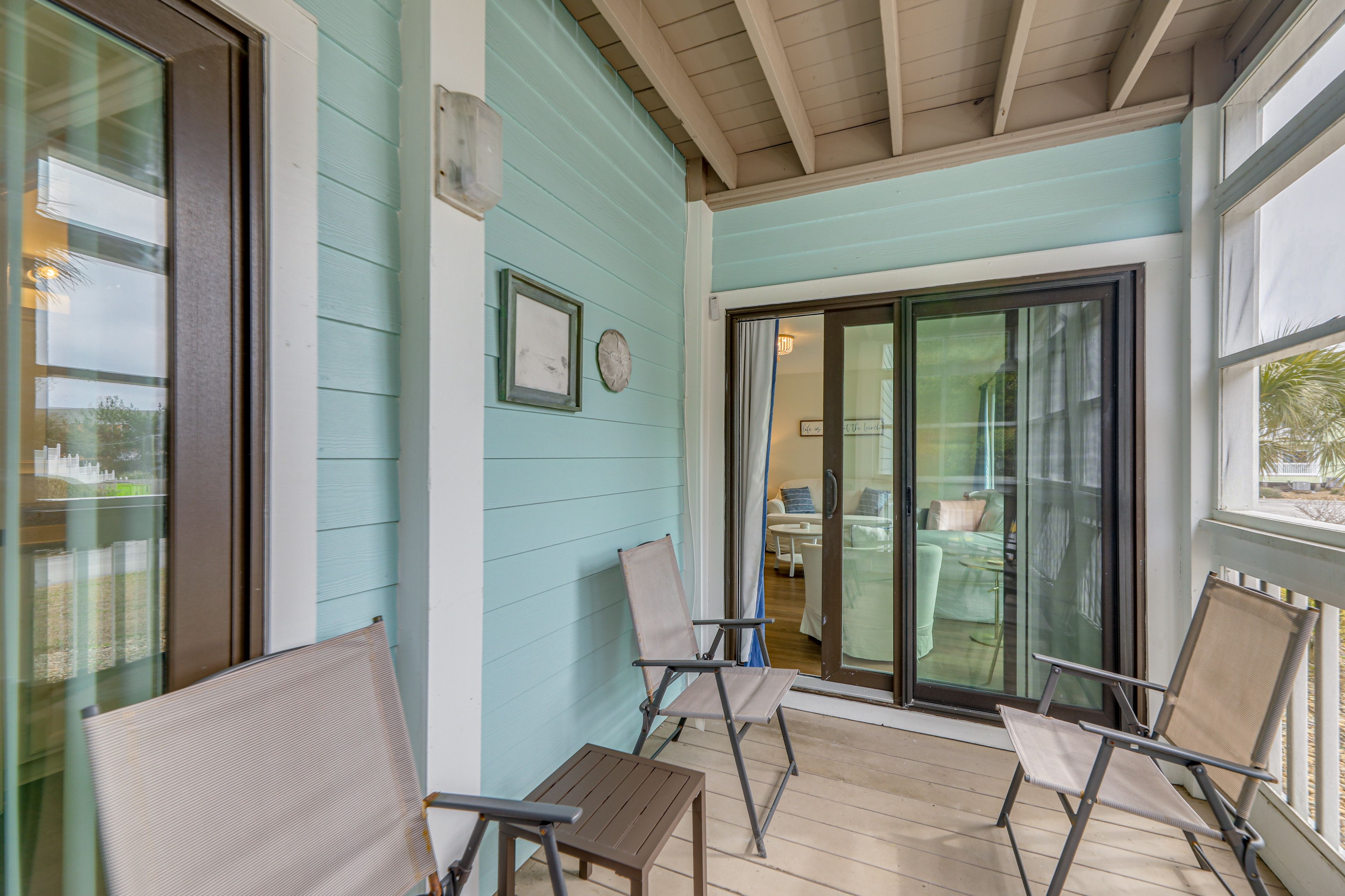 Private Screened Porch | Outdoor Seating