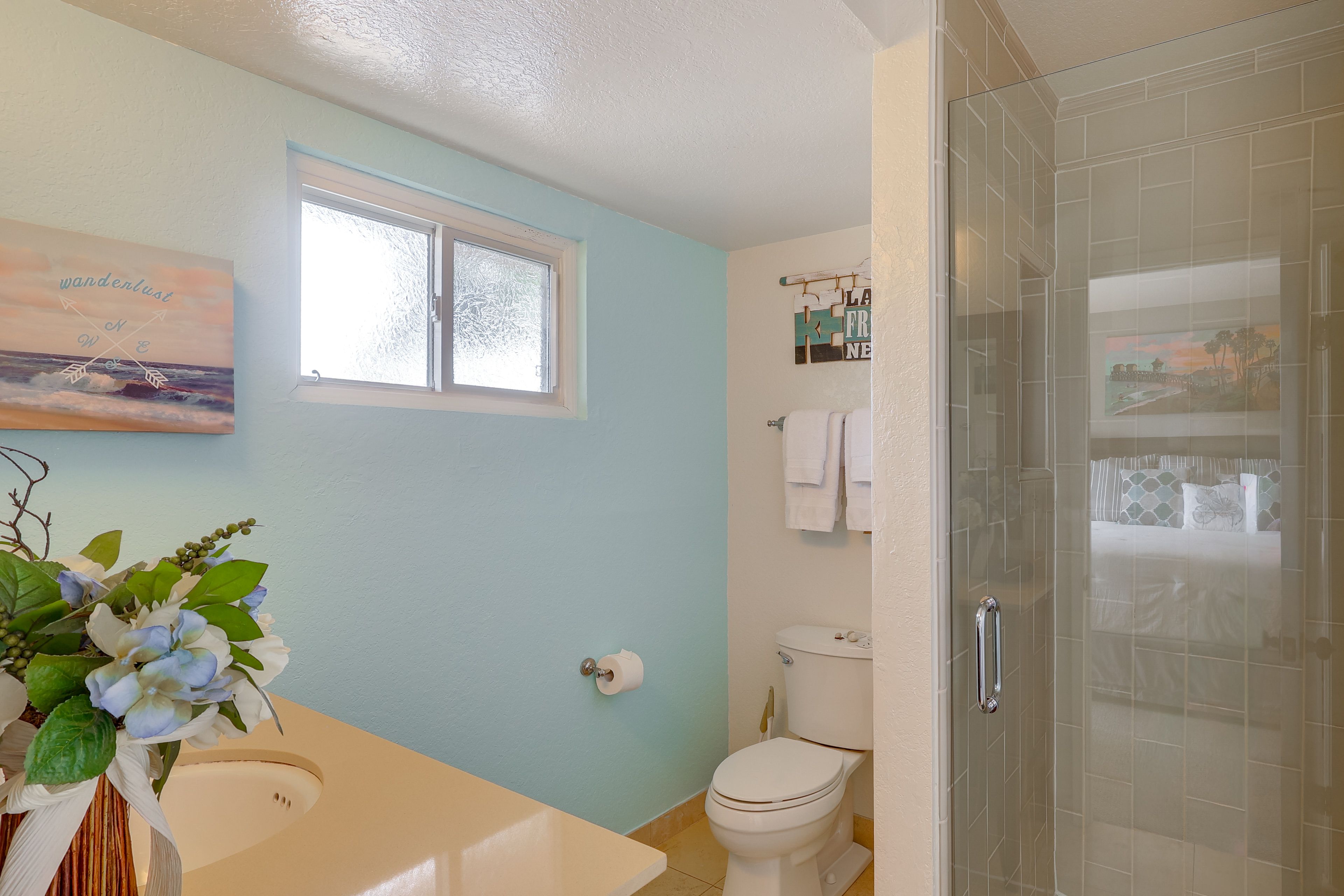 En-Suite Bathroom | Lower Floor