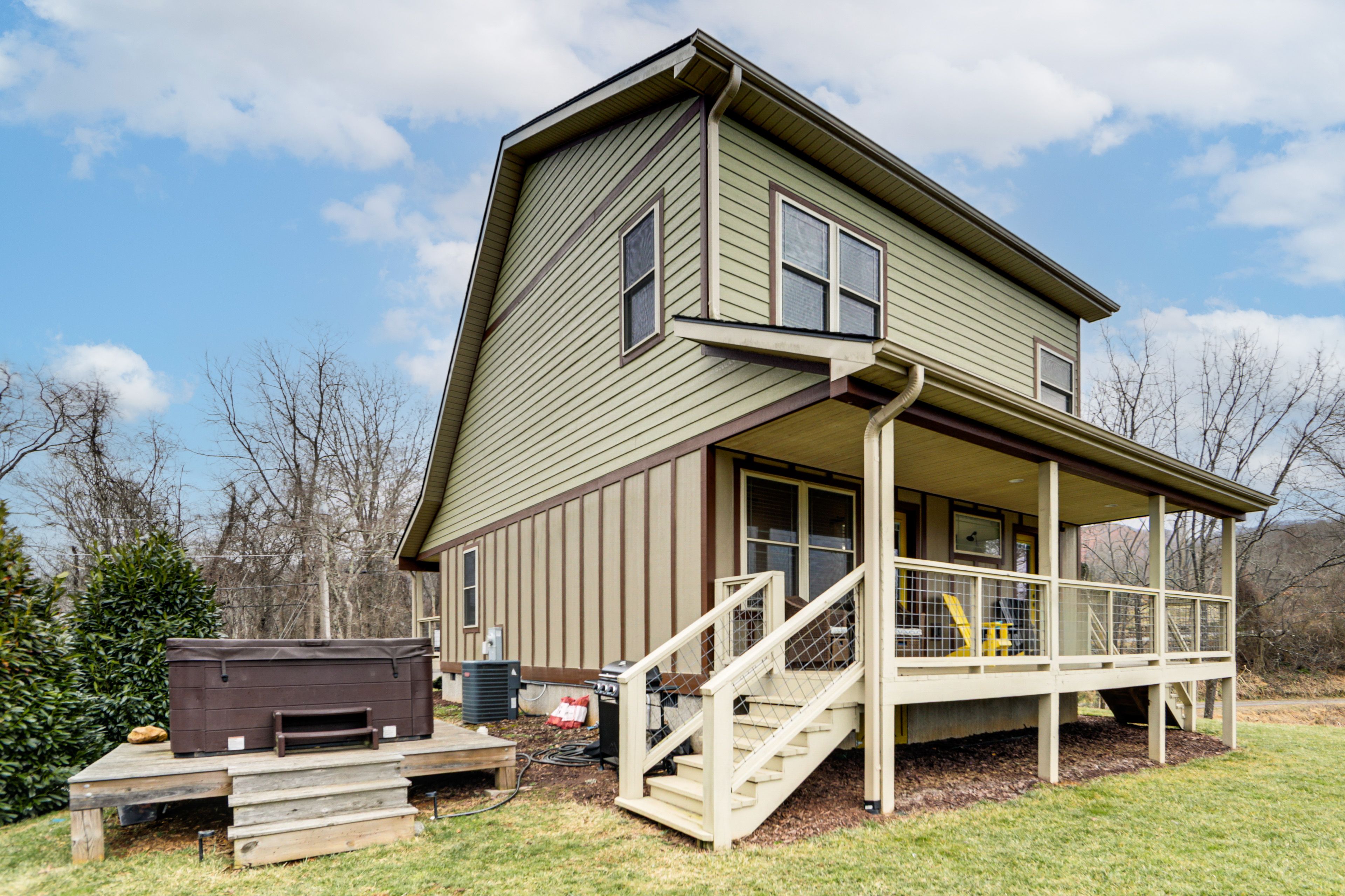 Exterior | Hot Tub | Gas Grill (Propane Provided)