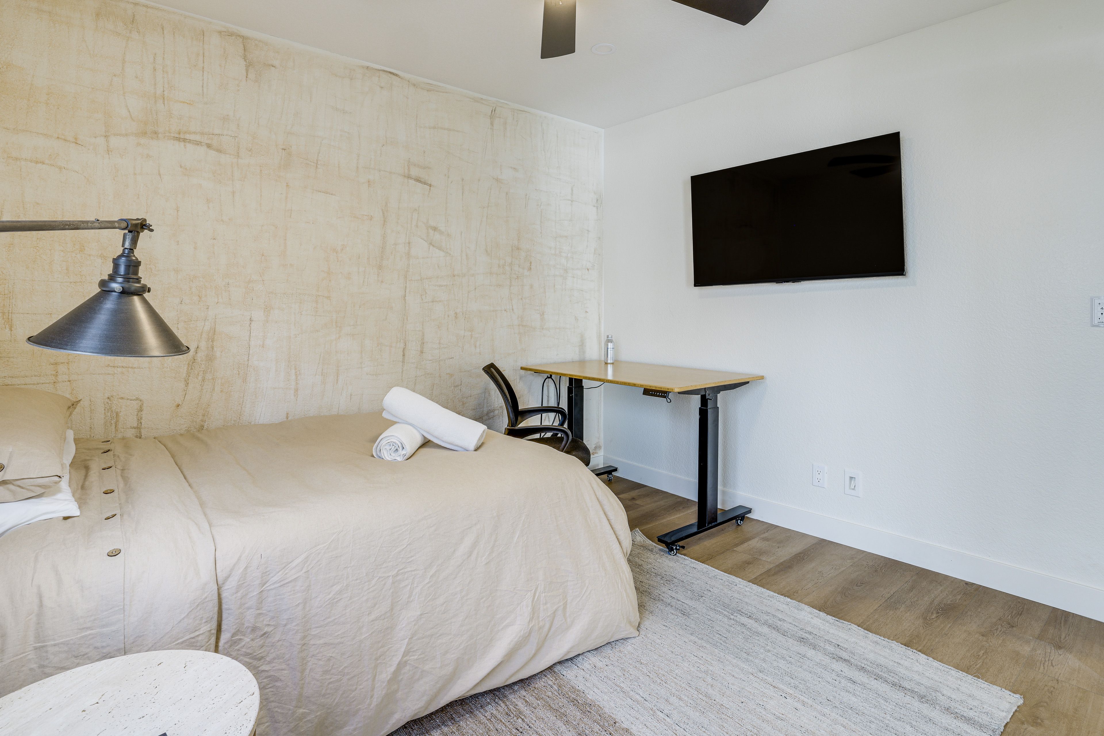 Bedroom 6 | Full Bed | 1st Floor