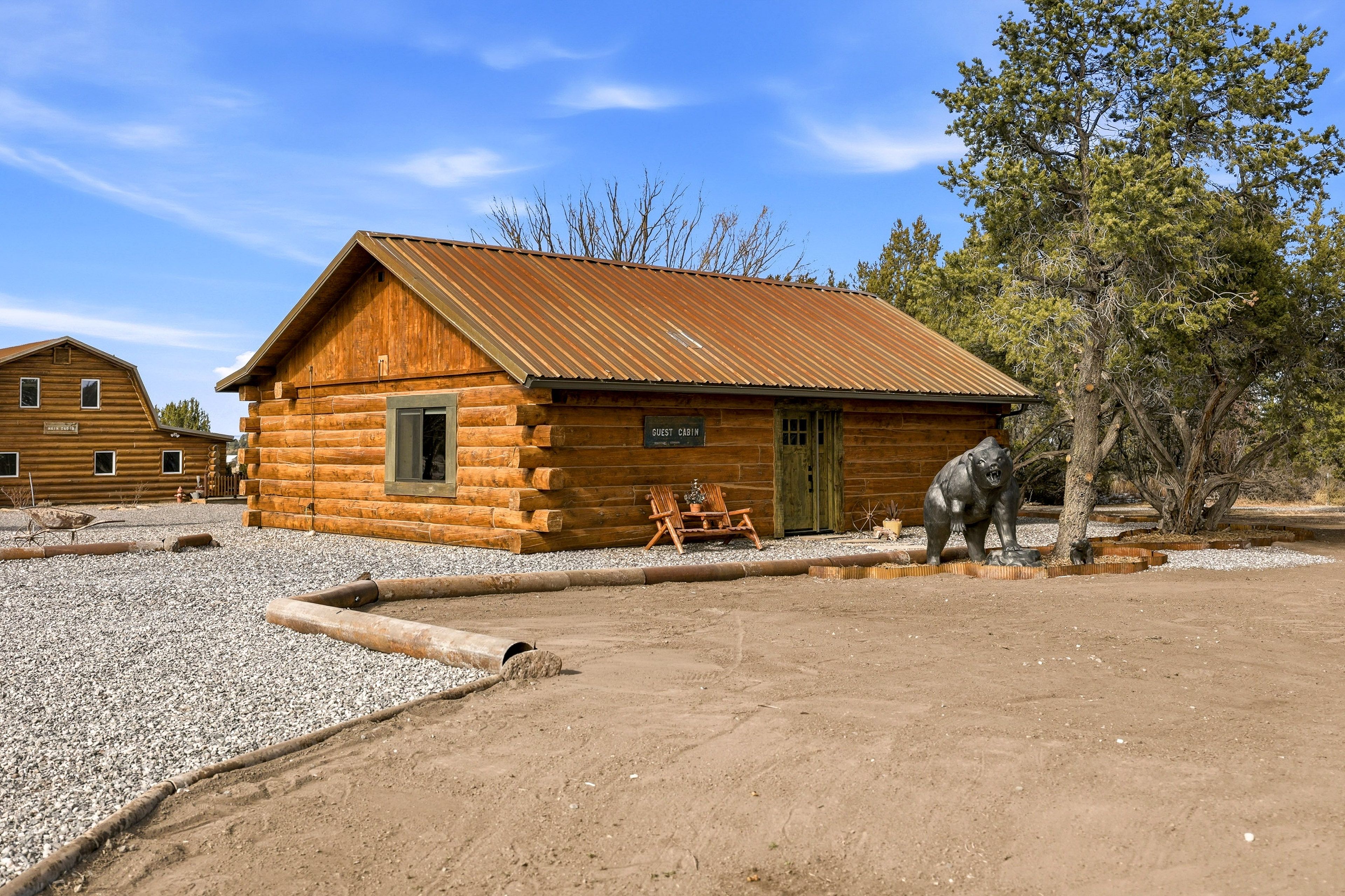 Parking | Driveway (2 Vehicles) | RV/Trailer Parking