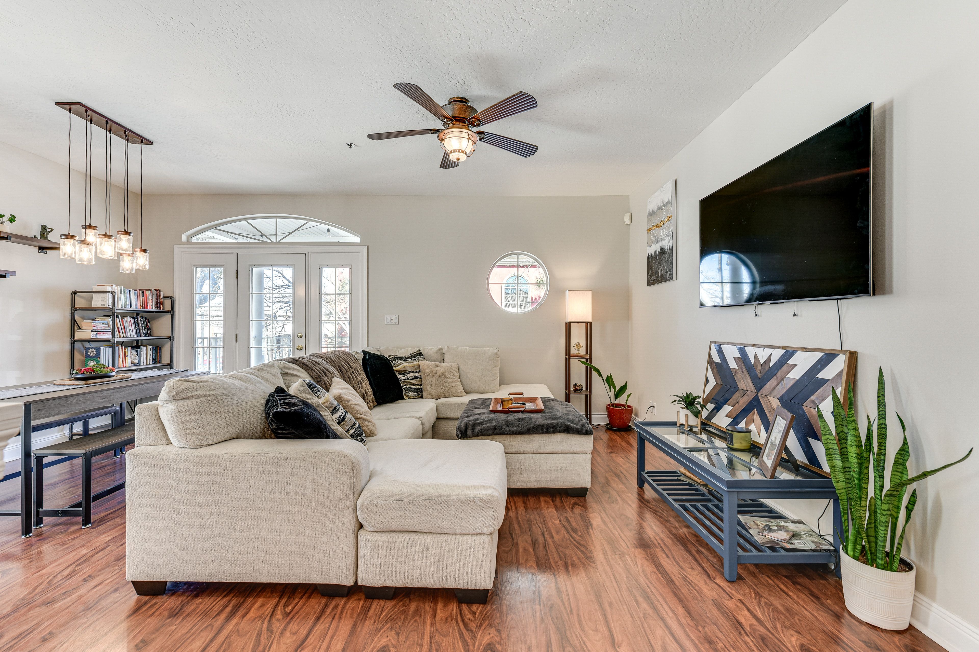 Fort Walton Beach Vacation Rental | 2BR | 1BA | 1,000 Sq Ft