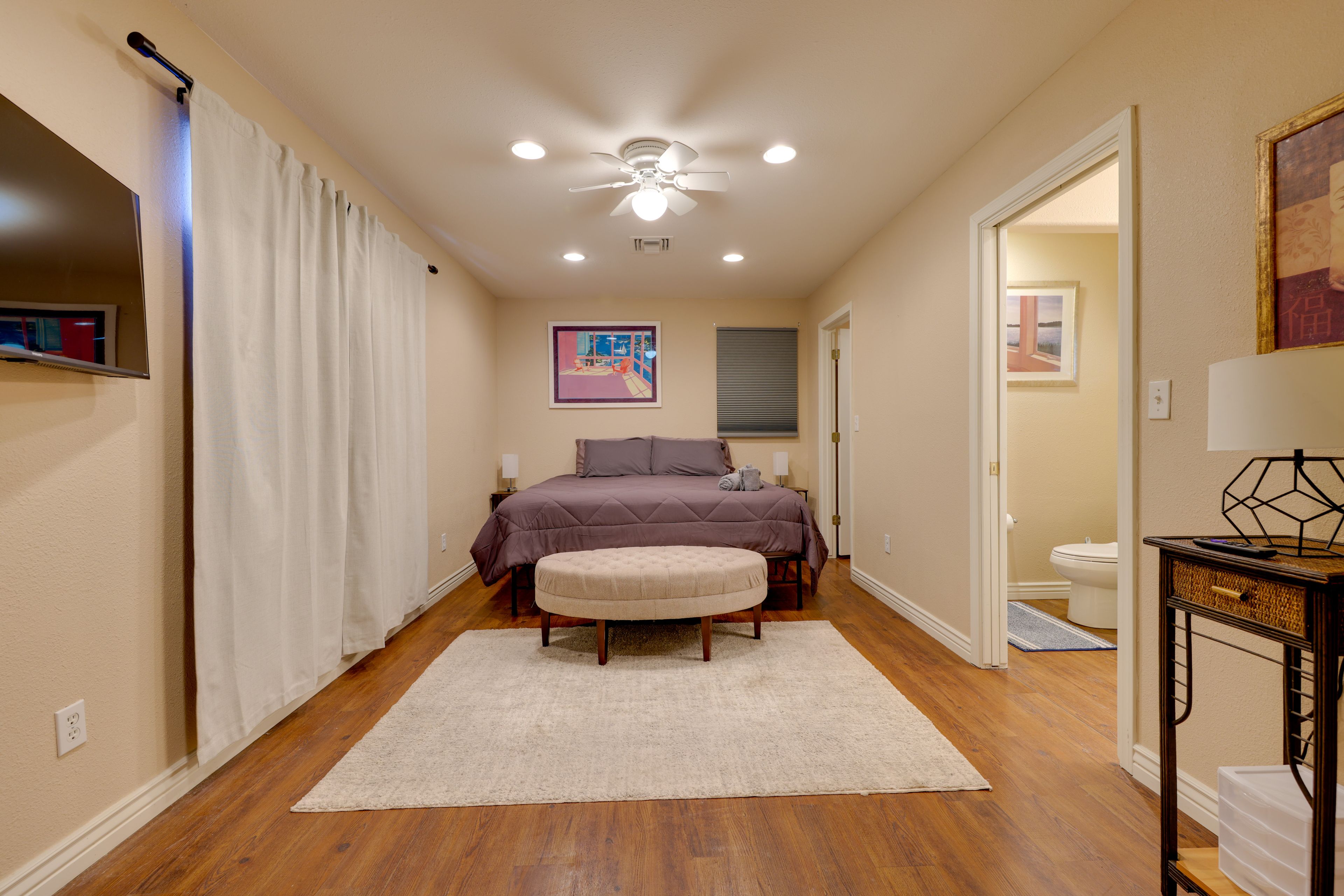 Bedroom 4 (Casita) | California King Bed