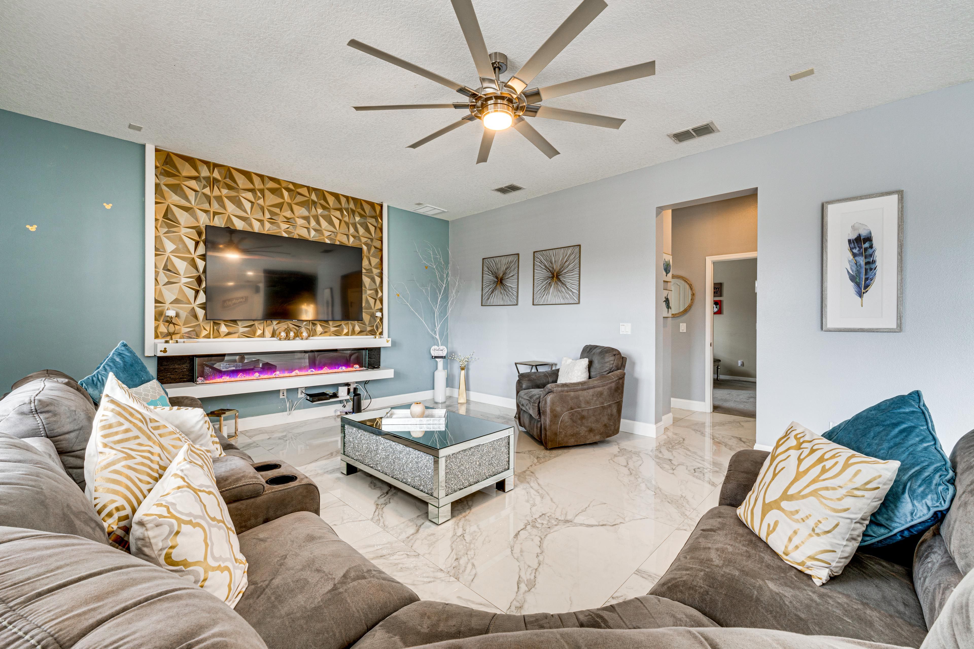 Interior | 2-Story House | In-Unit Laundry