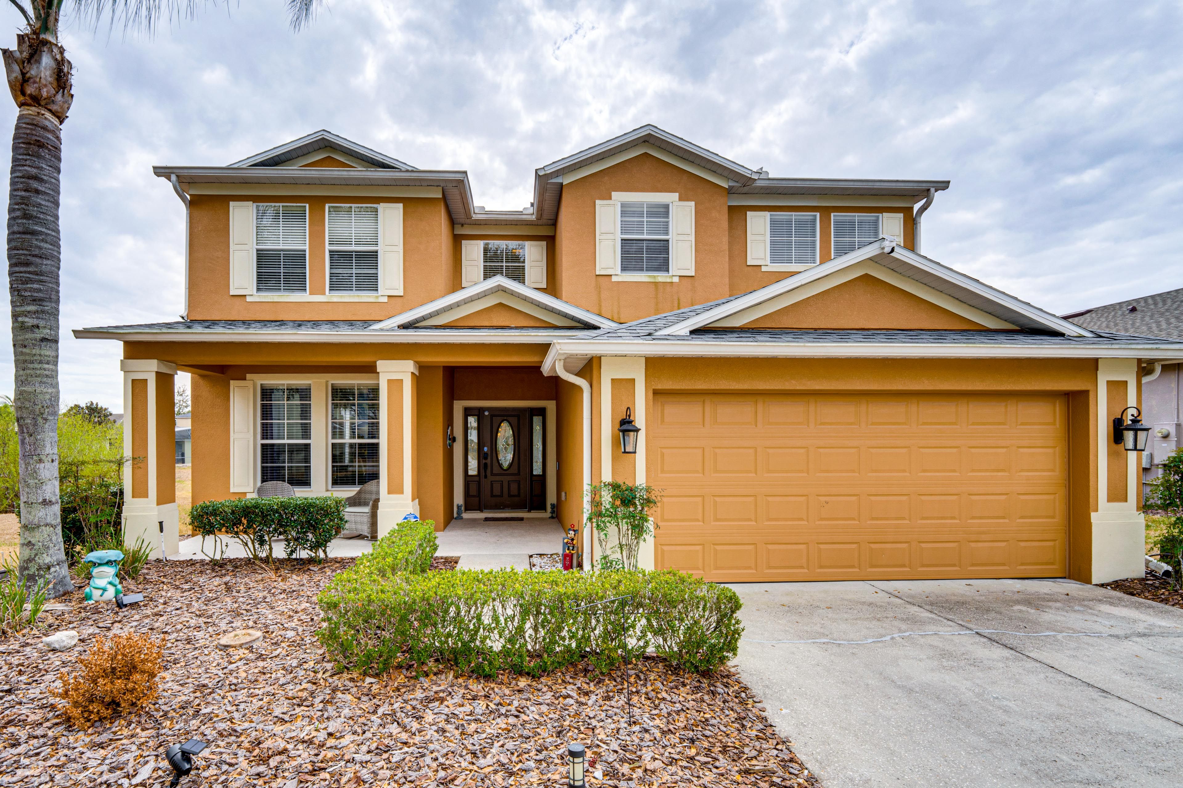 Parking | Driveway (2 Vehicles)