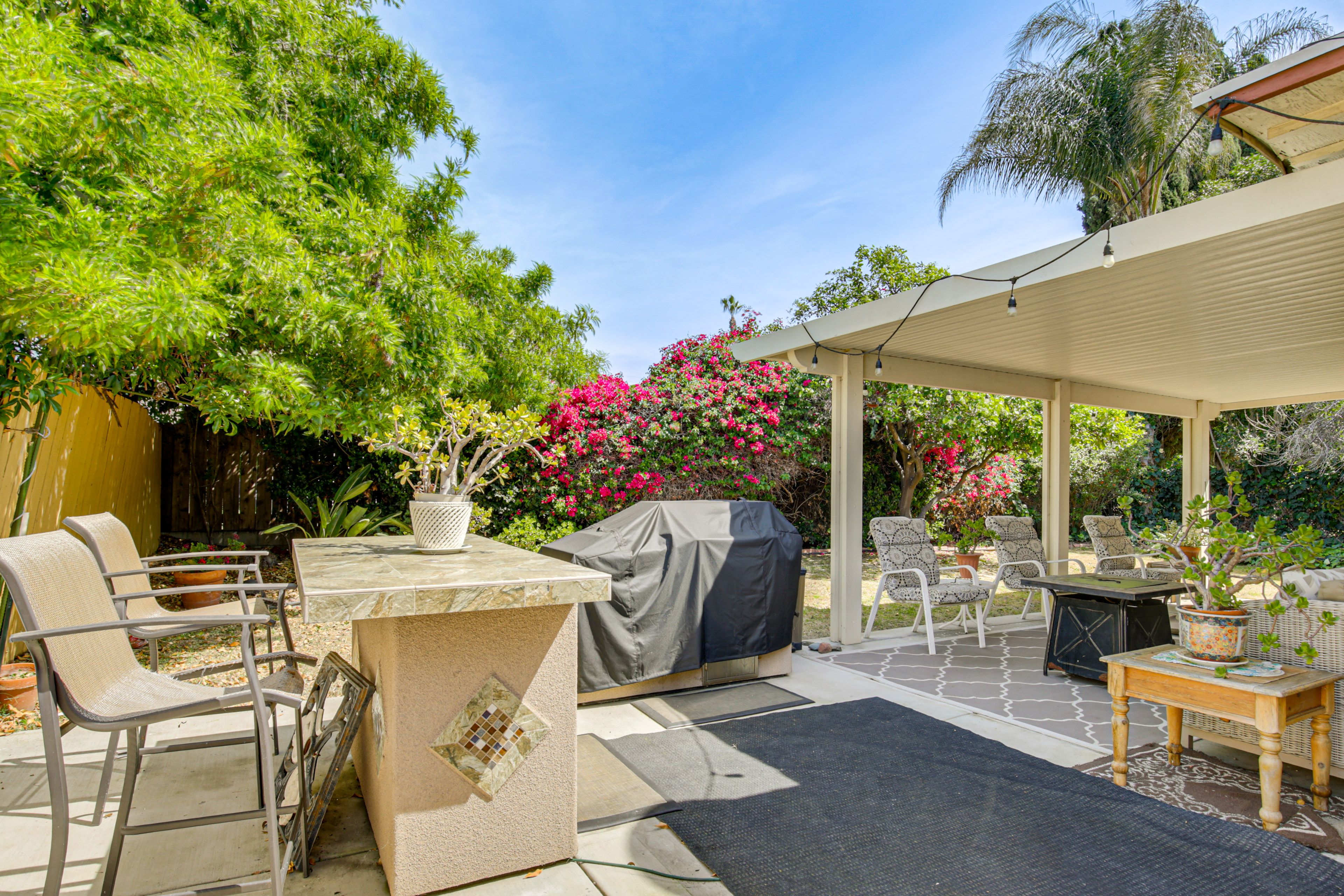 Spring Valley Vacation Rental | 3BR | 3BA | 2,400 Sq Ft