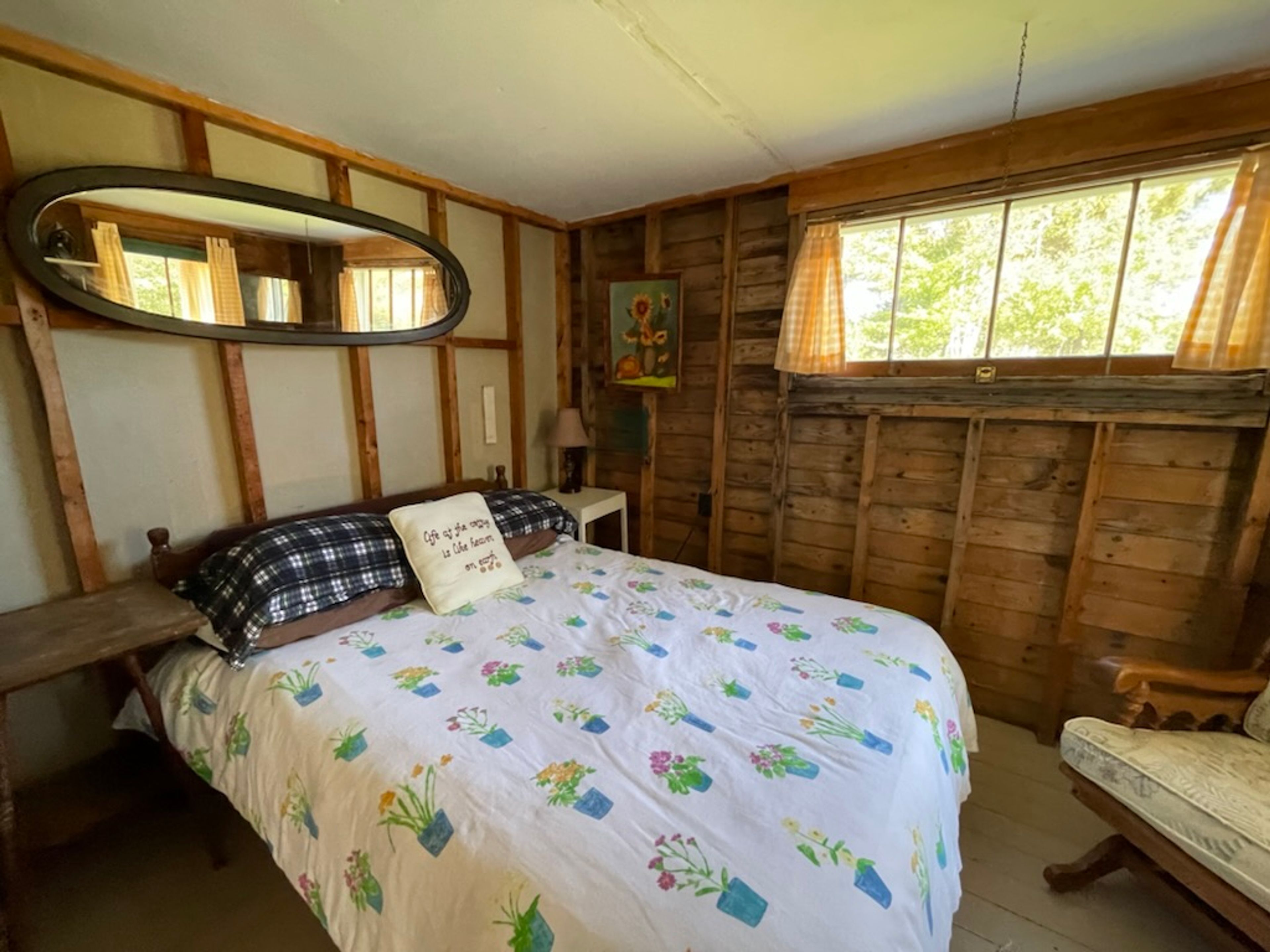 Bedroom | Full Bed | 1st Floor